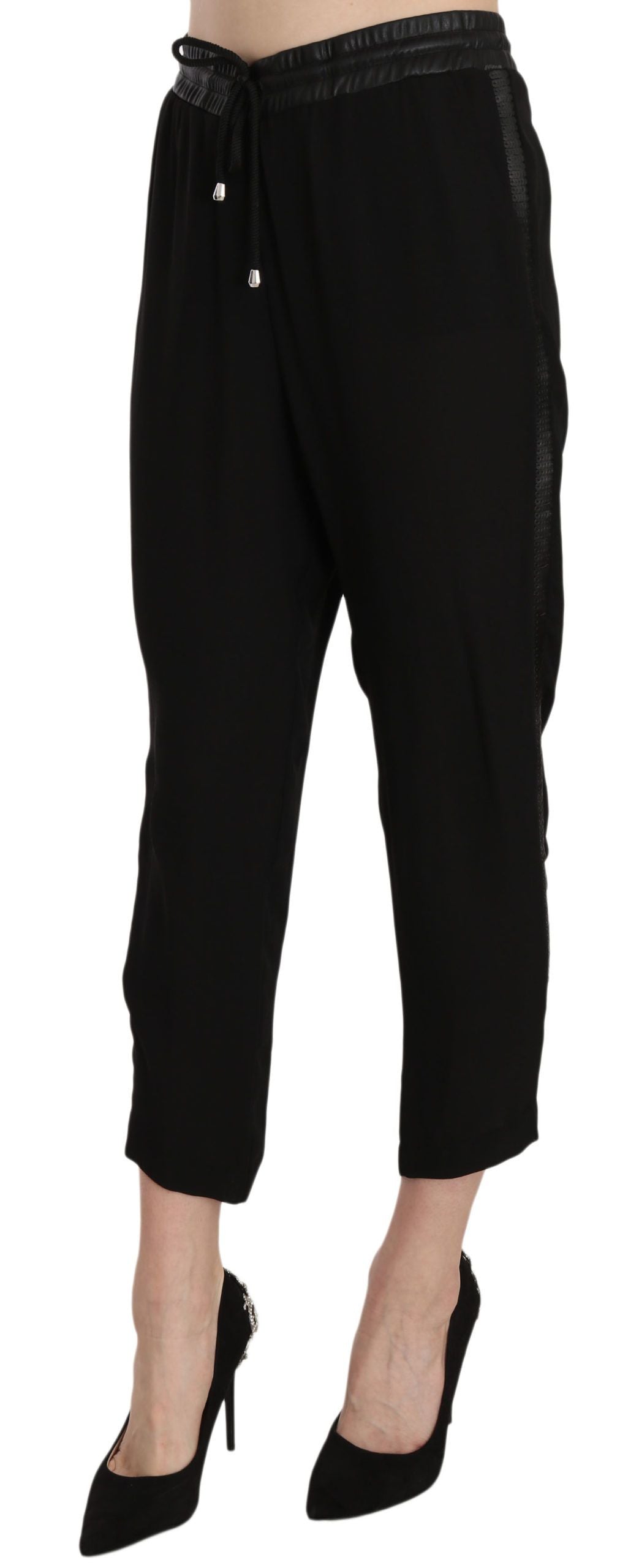 Guess Chic Pantalones cortos de cintura alta en elegante negro
