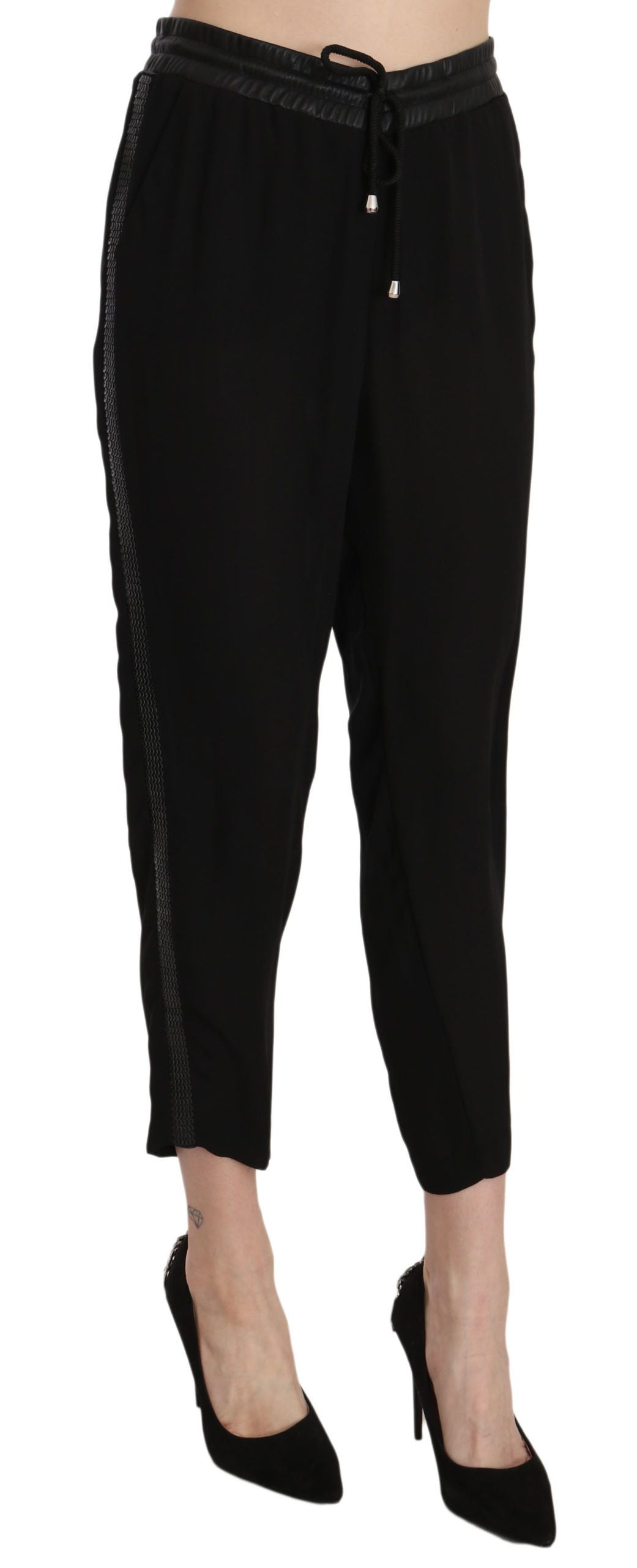 Guess Chic Pantalones cortos de cintura alta en elegante negro