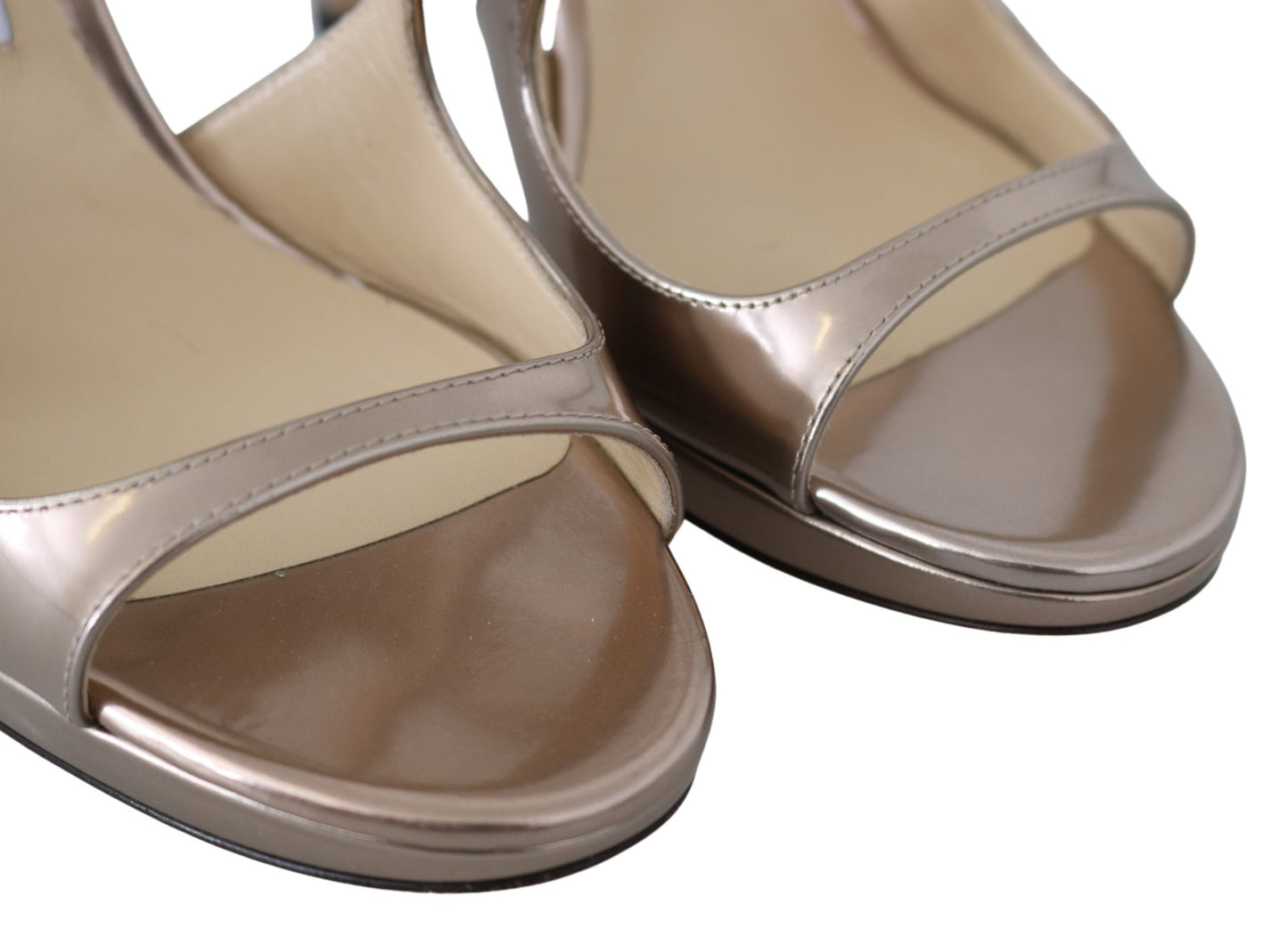 Jimmy Choo Ballet Pink Liquid Mirror Leather Sandals – EU40/US10 par Jimmy Choo | Disponible sur Sandy Store ByNet