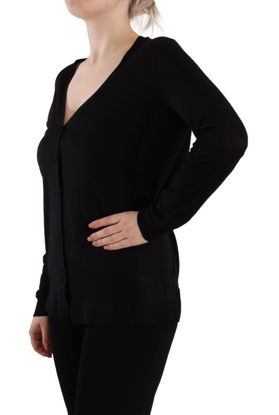 Dolce & Gabbana Elegante jersey negro de lana con cuello en V