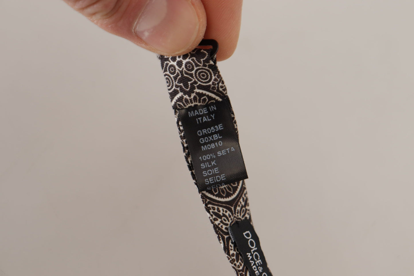 Dolce & Gabbana Elegante pajarita de seda en blanco y negro