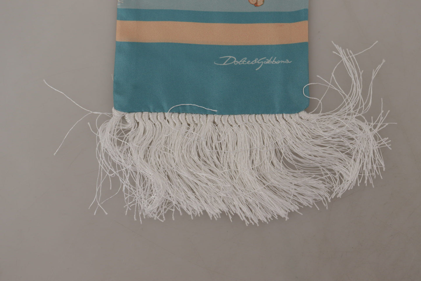 Dolce & Gabbana Elegante pañuelo de seda con motivo de conchas