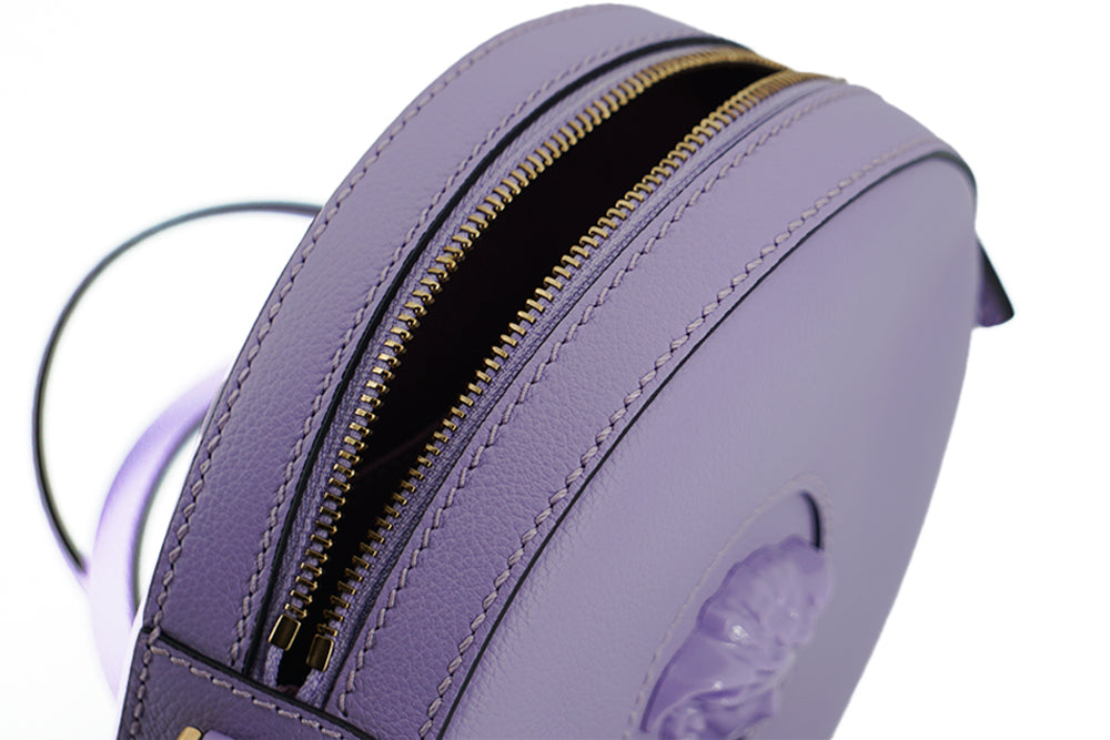 Versace Elegant Purple Round Shoulder Bag – par Versace | Disponible sur Sandy Store ByNet