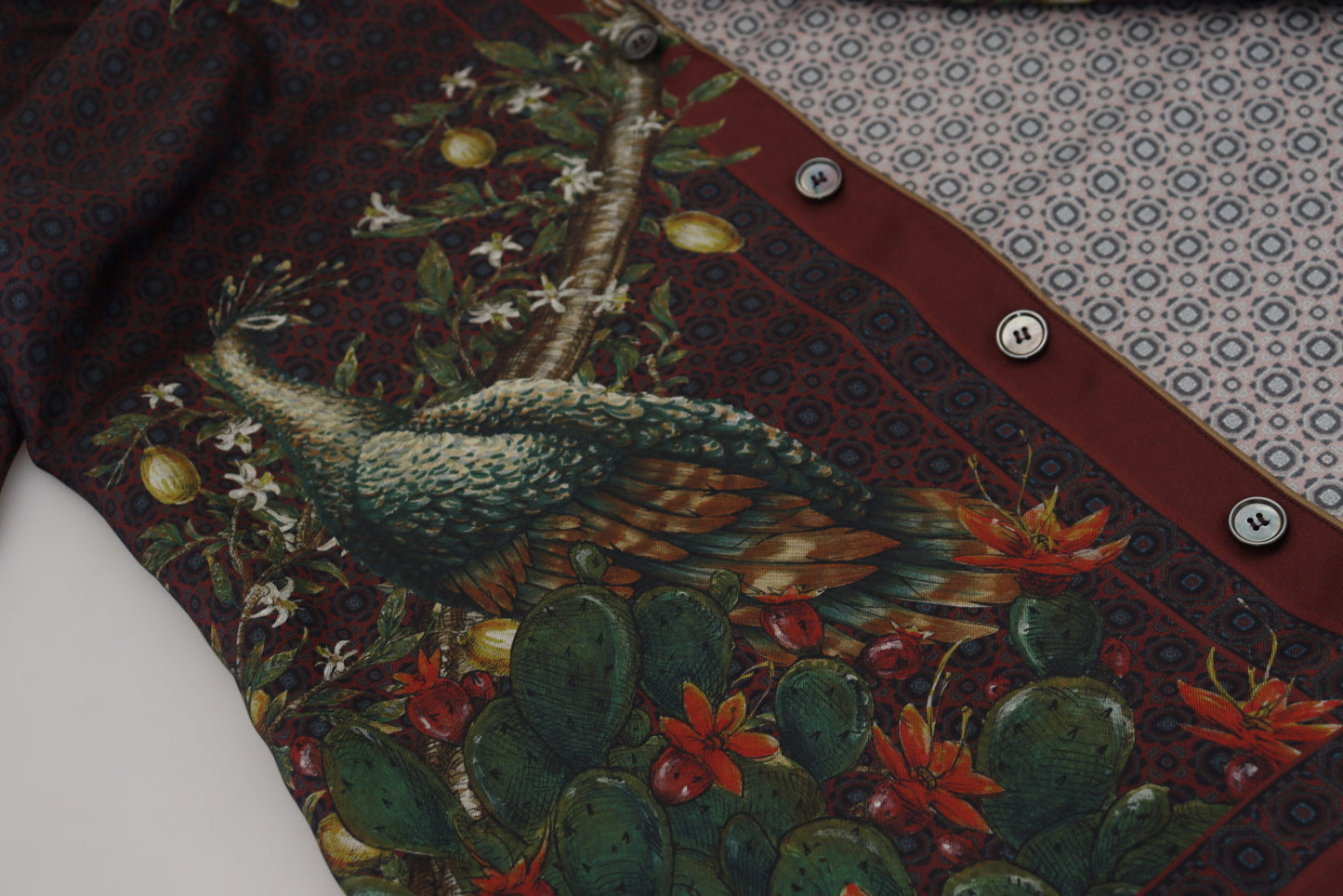 Dolce & Gabbana Camisa estilo pijama de satén de seda elegante para hombre