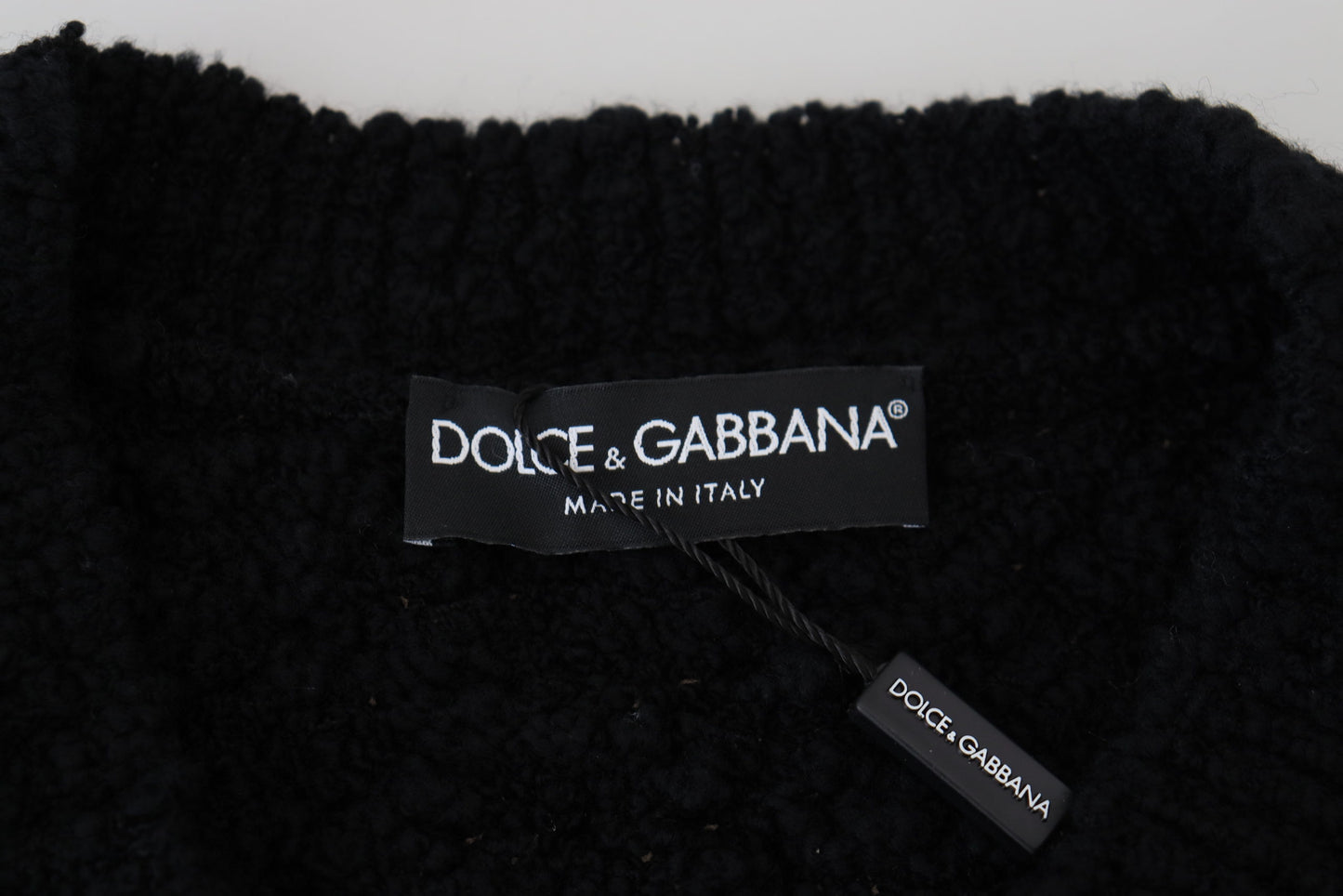 Dolce & Gabbana Elegante jersey negro con cuello de pico en mezcla de lana