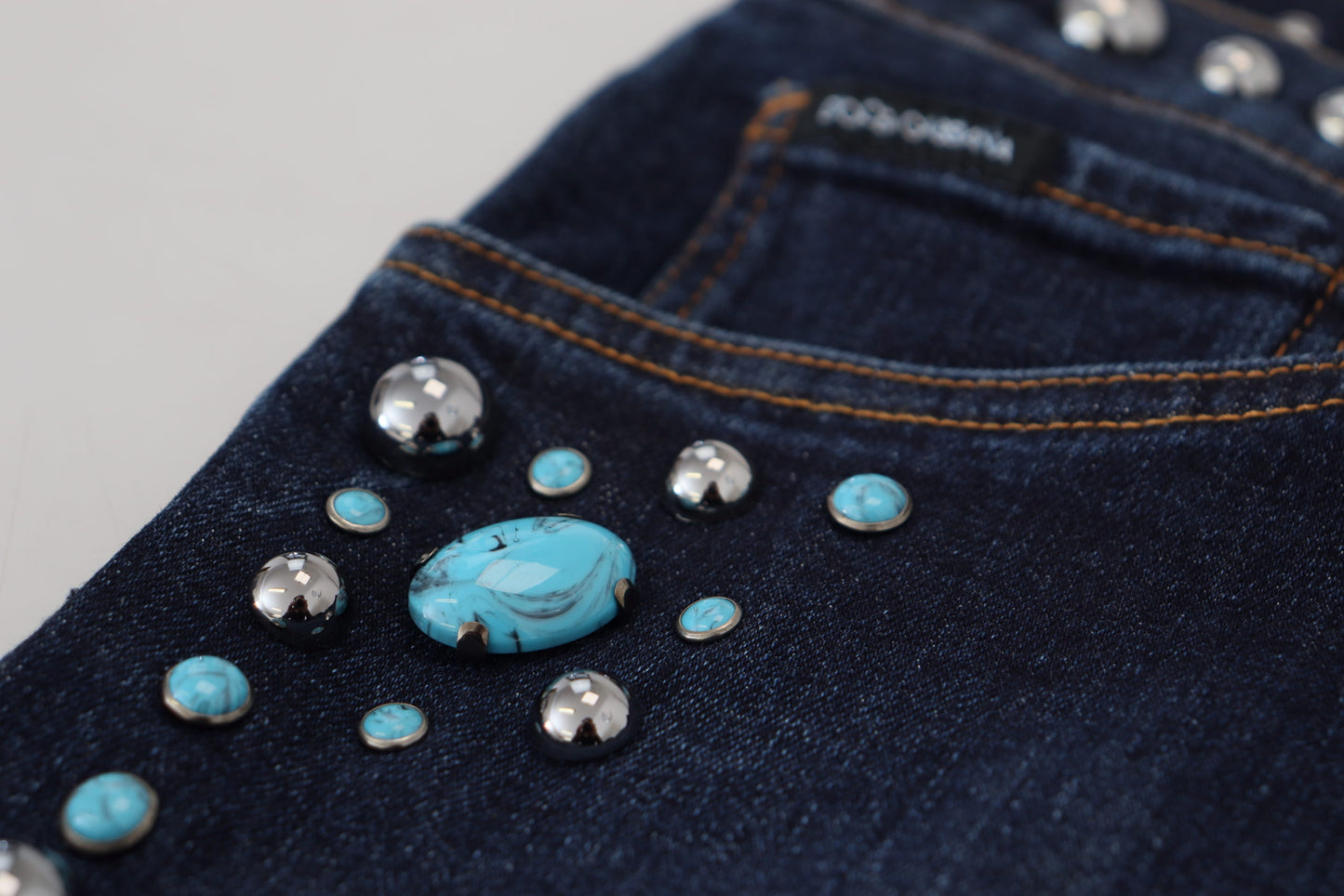 Dolce & Gabbana Vaqueros vaqueros Opulence con tachuelas