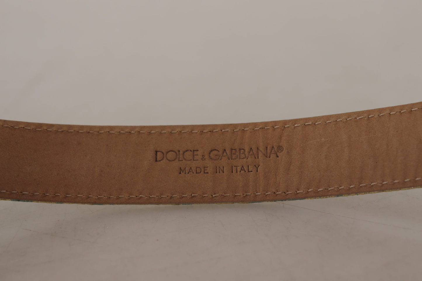 Dolce & Gabbana Elegante Cinturón de Piel Azul Claro con Hebilla Dorada