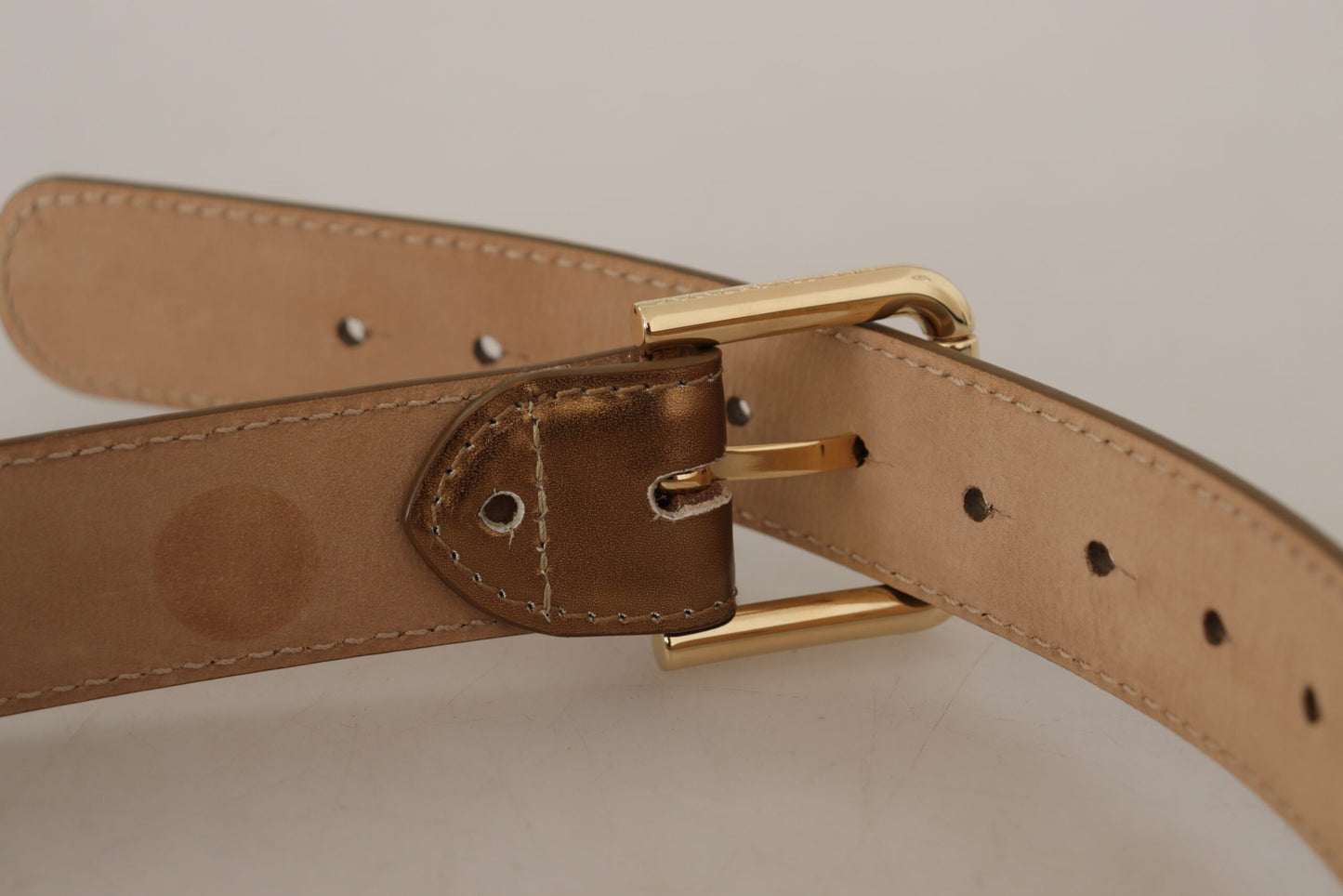Dolce & Gabbana Cinturón de piel bronce con hebilla dorada