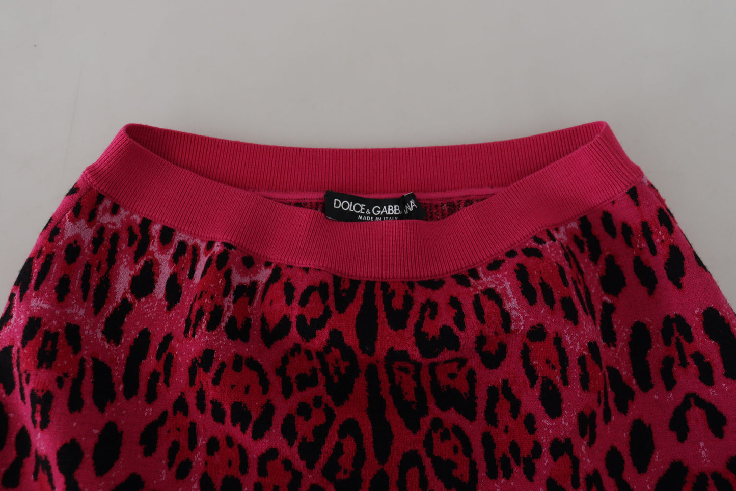 Dolce & Gabbana Minifalda elegante de leopardo rosa de cintura alta