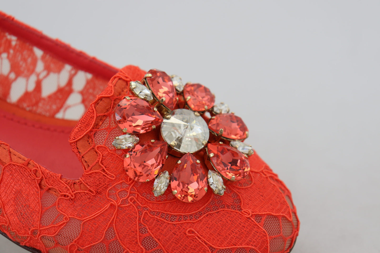 Dolce & Gabbana Zapatos planos Vally elegantes de encaje en rojo coral
