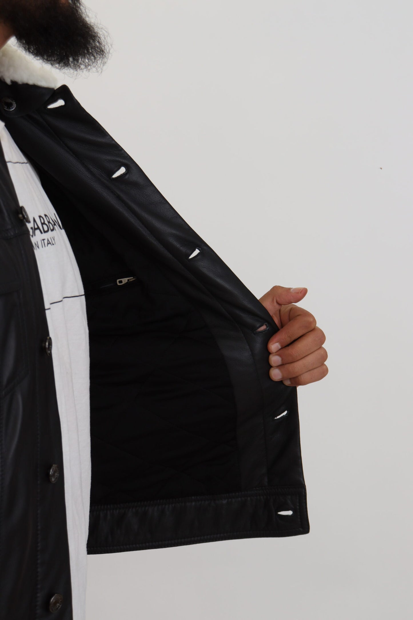 Dolce & Gabbana Elegante chaqueta bomber de cuero negra