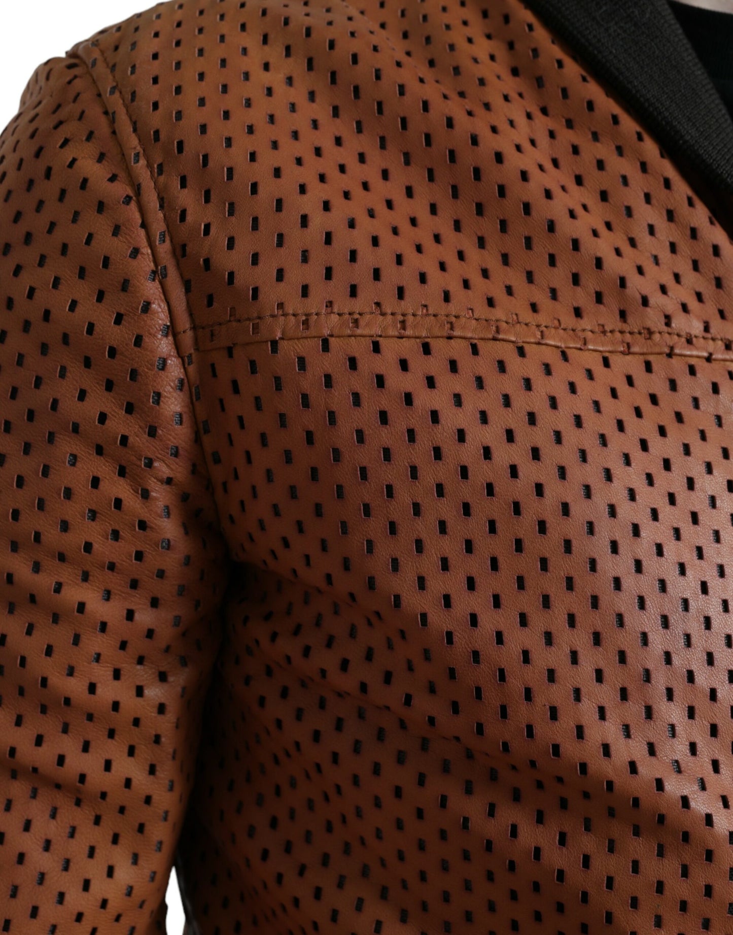 Dolce & Gabbana Elegante cazadora bomber perforada de piel
