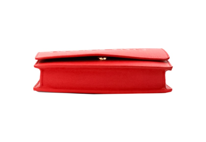 Burberry Hampshire Small Red Embossed Logo Smooth Leather Crossbody Bag – par Burberry | Disponible sur Sandy Store ByNet