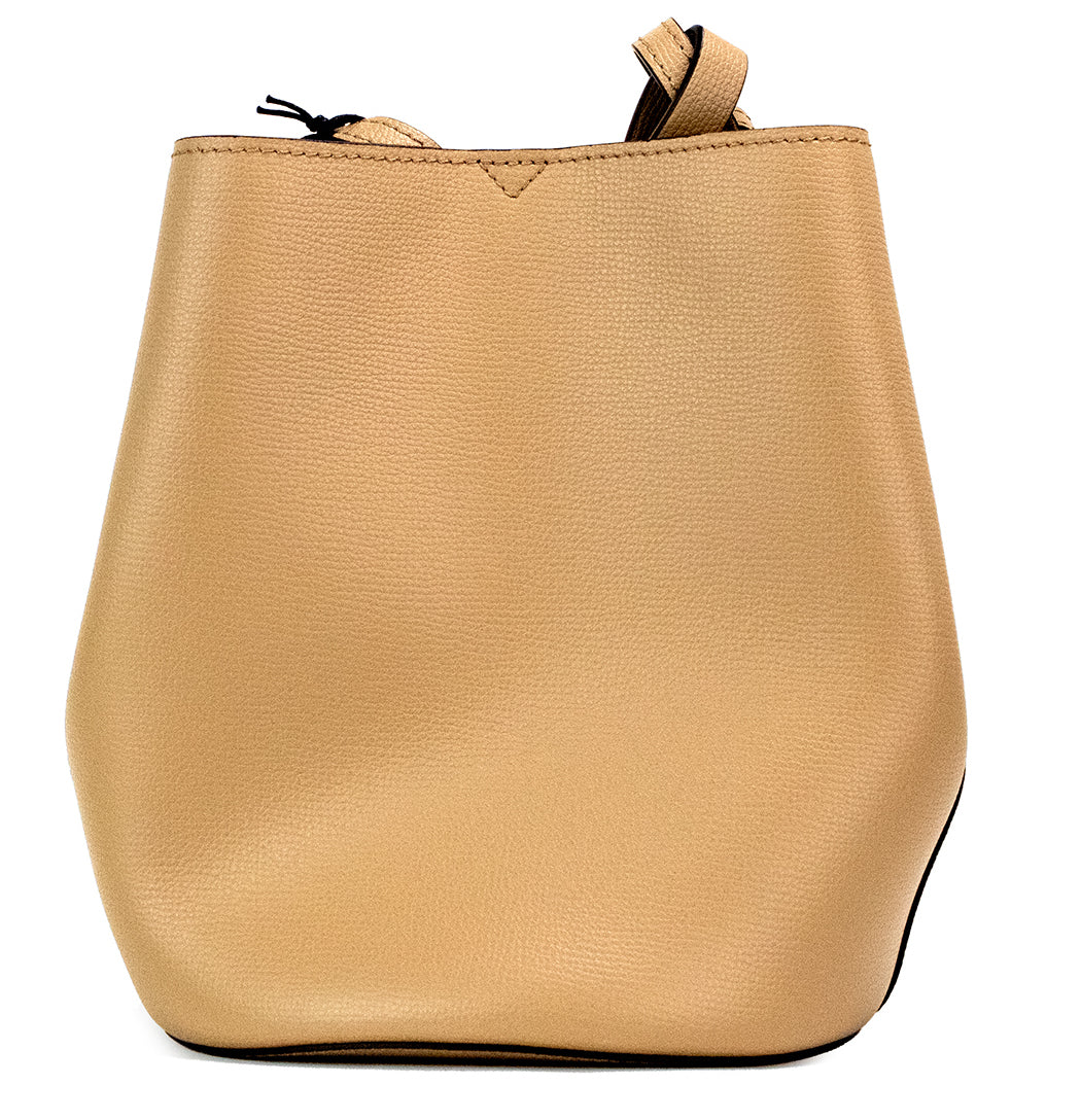 Burberry Lorne Small Camel Haymarket Check Pebble Leather Bucket Handbag Purse – par Burberry | Disponible sur Sandy Store ByNet