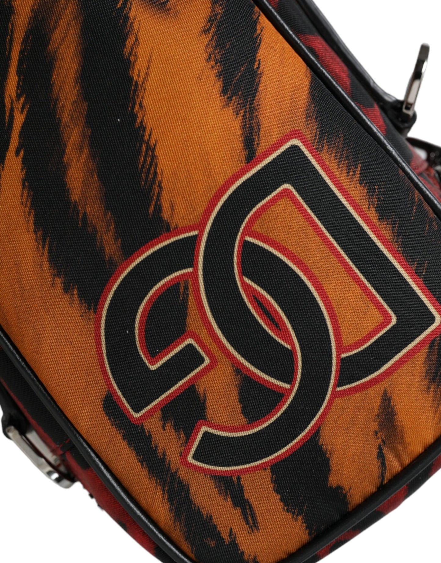 Dolce & Gabbana Bolso bandolera de nailon con estampado de tigre multicolor y logo