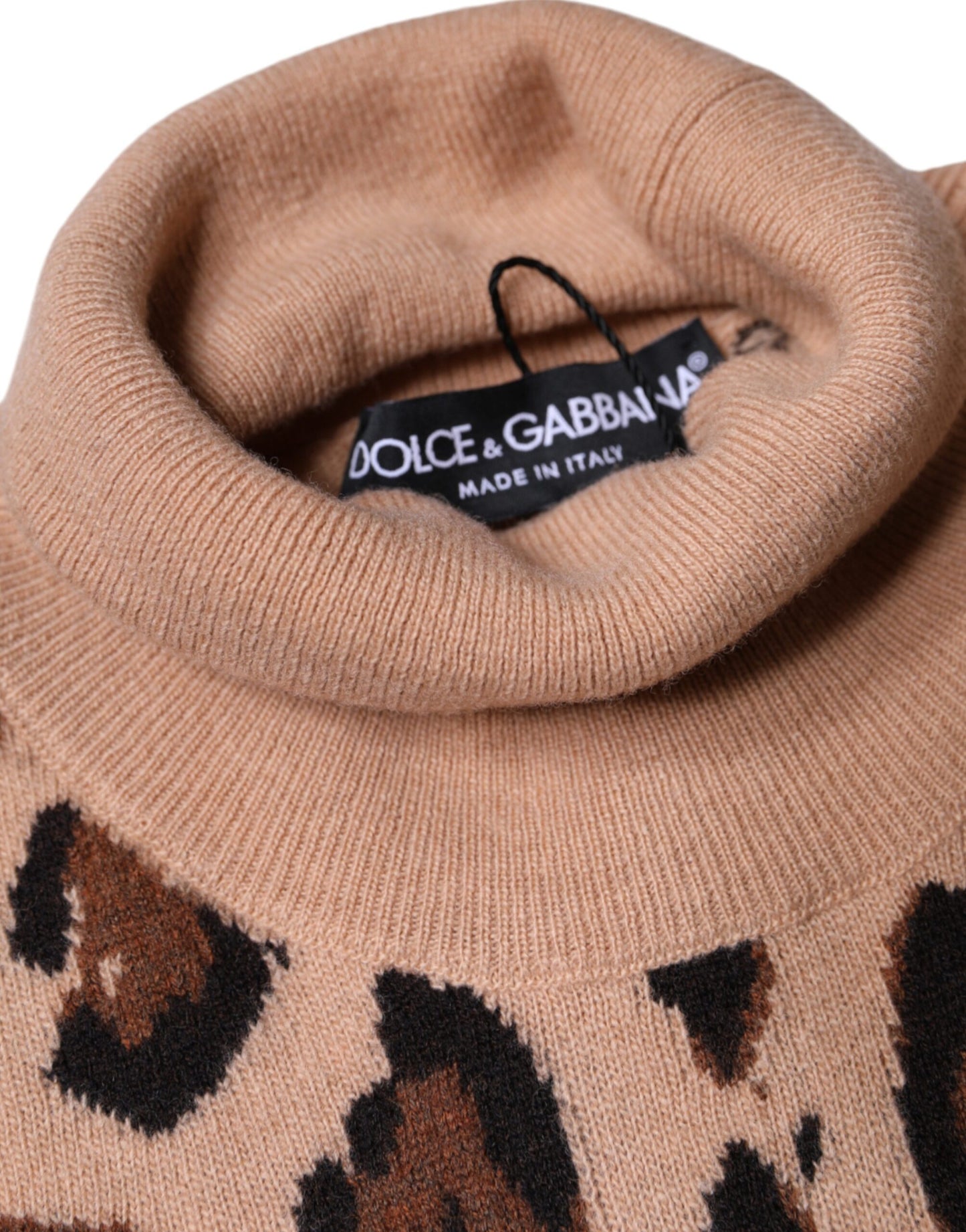 Dolce & Gabbana Top de cuello alto de lana con estampado de leopardo beige