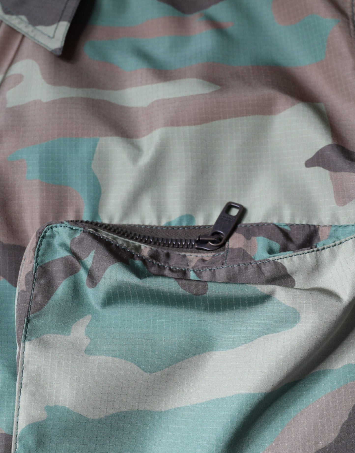 Dolce & Gabbana Camisa con botones de camuflaje multicolor