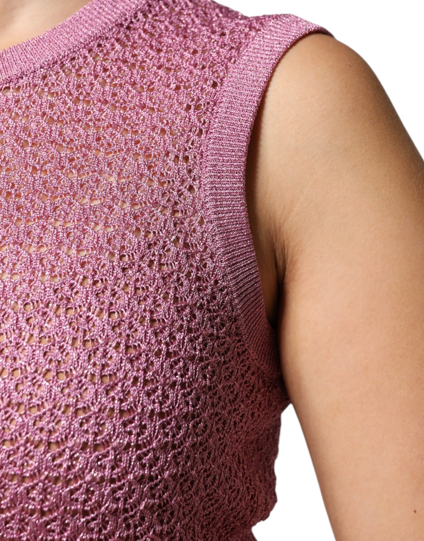 Dolce & Gabbana Pink Mesh See Through Sleeveless Tank Top – IT44 | L par Dolce & Gabbana | Disponible sur Sandy Store ByNet