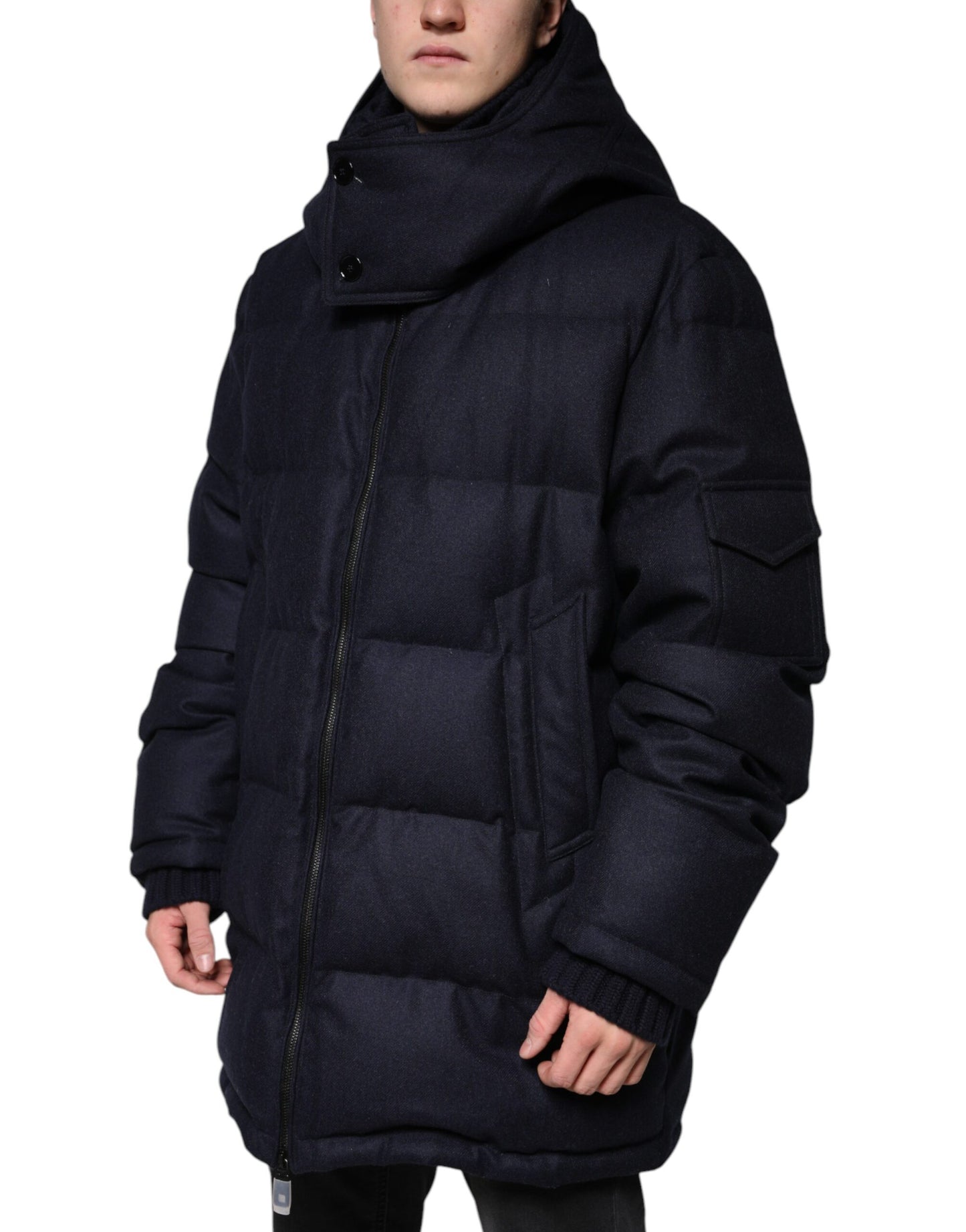 Chaqueta acolchada con capucha de nailon negro de Dolce & Gabbana para hombre