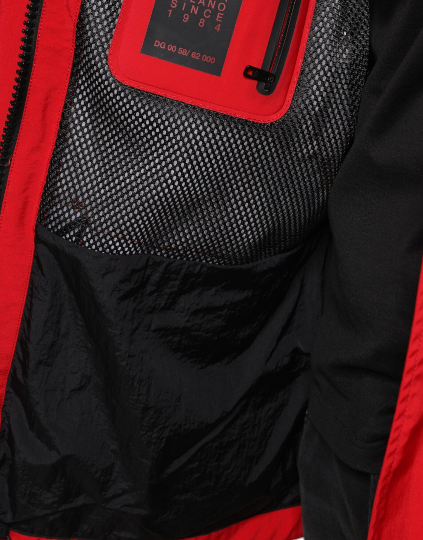 Parka Dolce & Gabbana con capucha de nailon rojo y cremallera completa para hombre