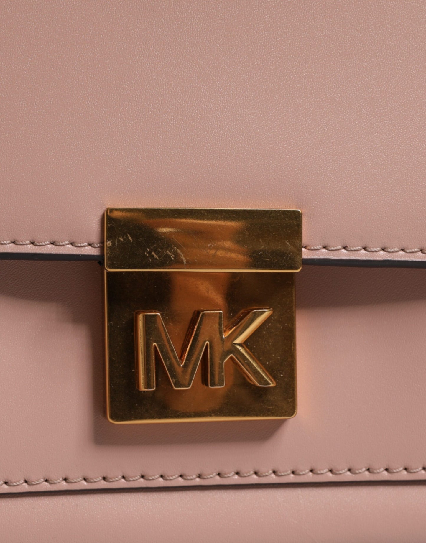 Michael Kors Pink Leather Logo Plaque Crossbody MINDY Satchel Bag – par Michael Kors | Disponible sur Sandy Store ByNet