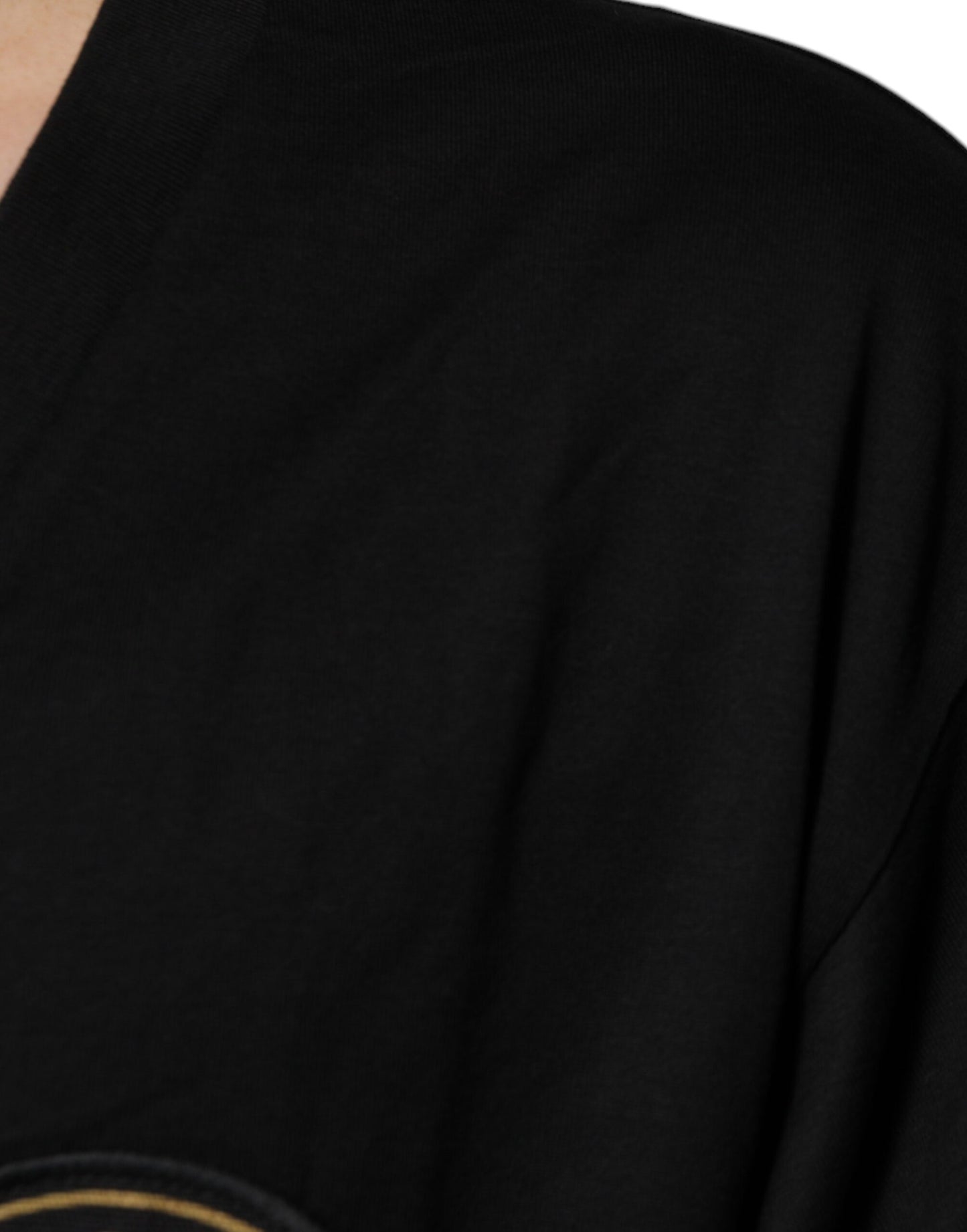 Camiseta de manga corta con cuello en V y logotipo de algodón negro de Dolce & Gabbana