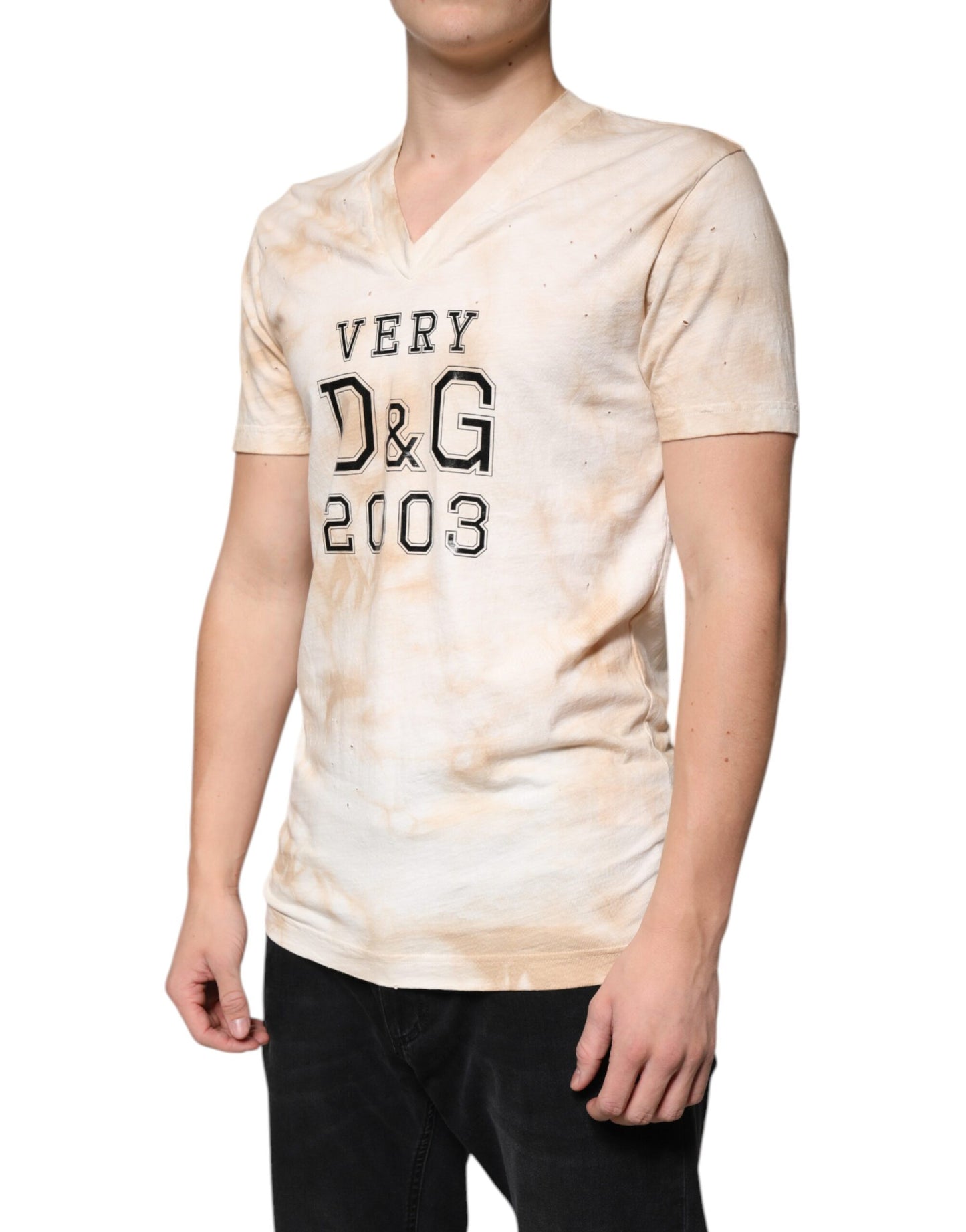 Camiseta de algodón con cuello en V y estampado gráfico beige de Dolce & Gabbana