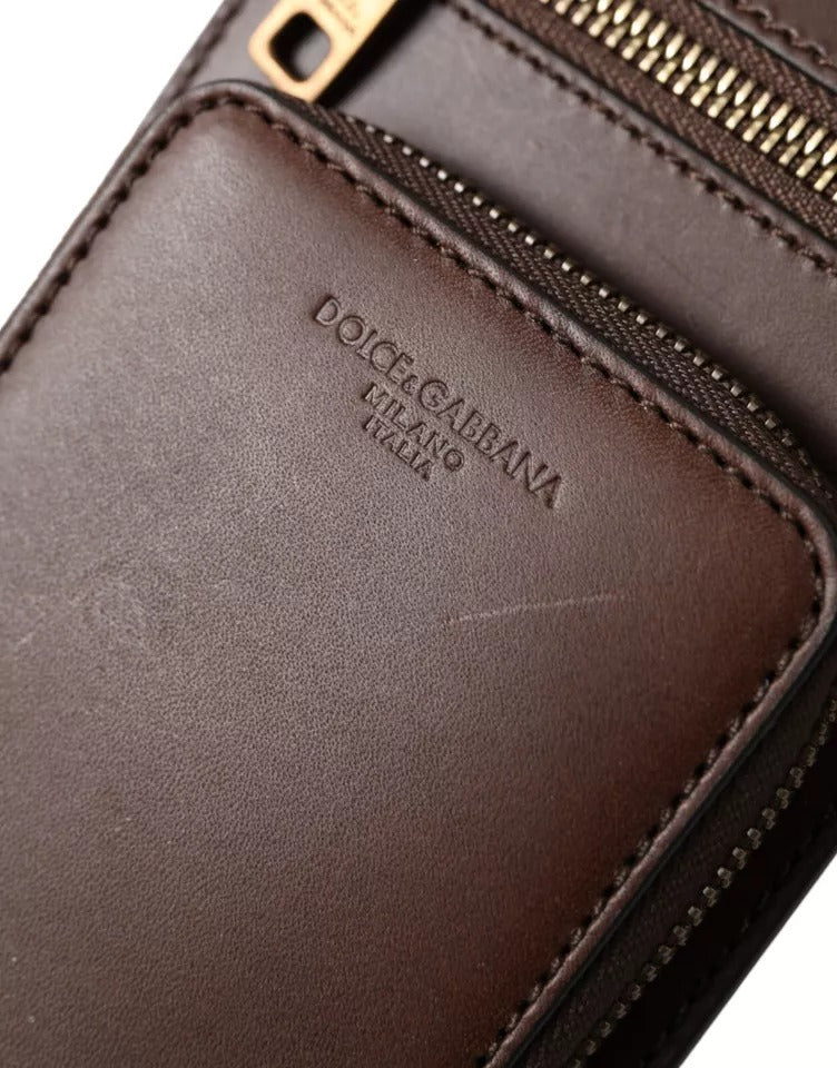 Cartera Dolce & Gabbana de piel de becerro marrón con cremallera y logotipo, correa para el hombro y el cuello