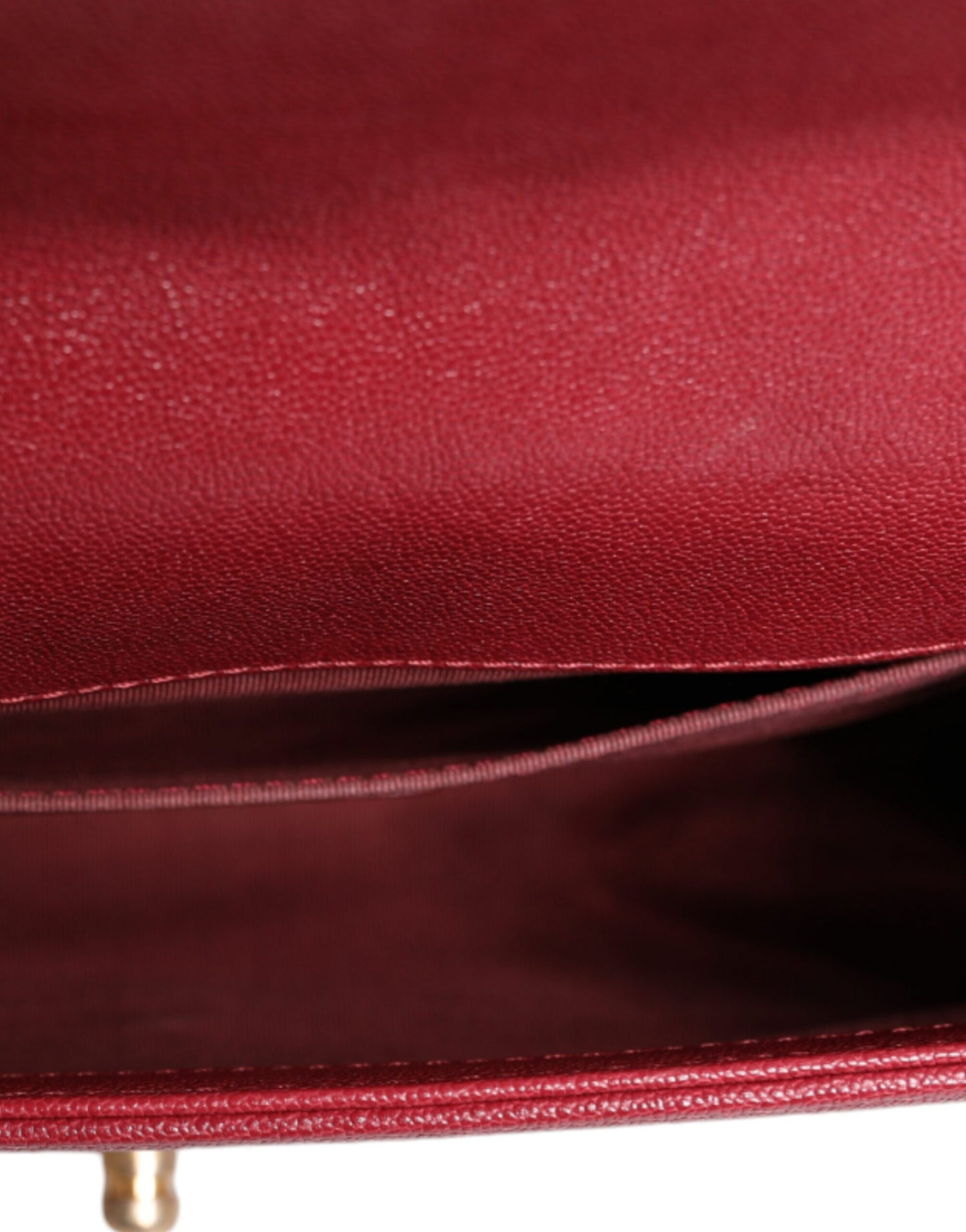 Bolso de hombro mediano Chanel de piel de cordero roja con doble cadena dorada