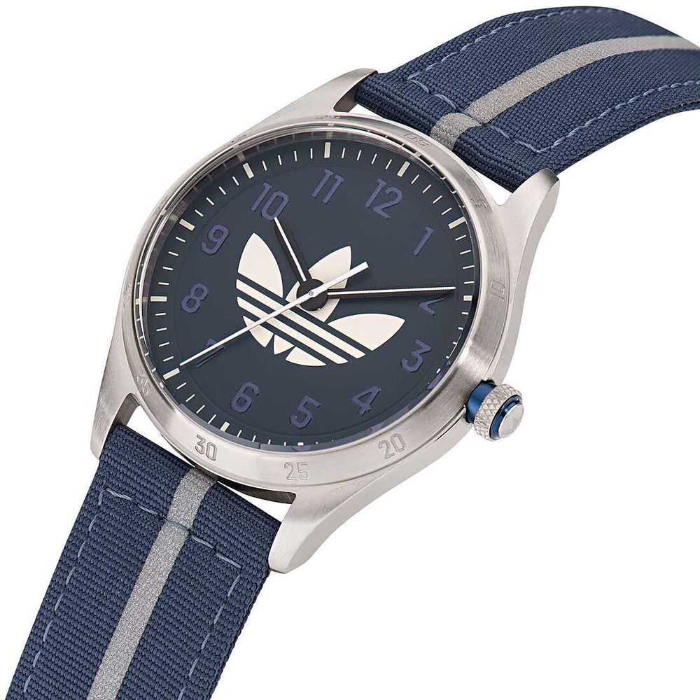 Adidas Blue Fabric Watch – par Adidas | Disponible sur Sandy Store ByNet