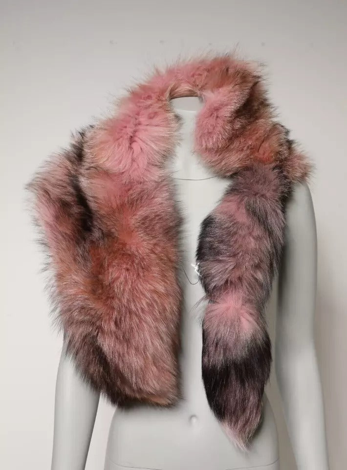 Dolce & Gabbana Pink Frost Fox Fur Neck Warmer Winter Scarf – par Dolce & Gabbana | Disponible sur Sandy Store ByNet