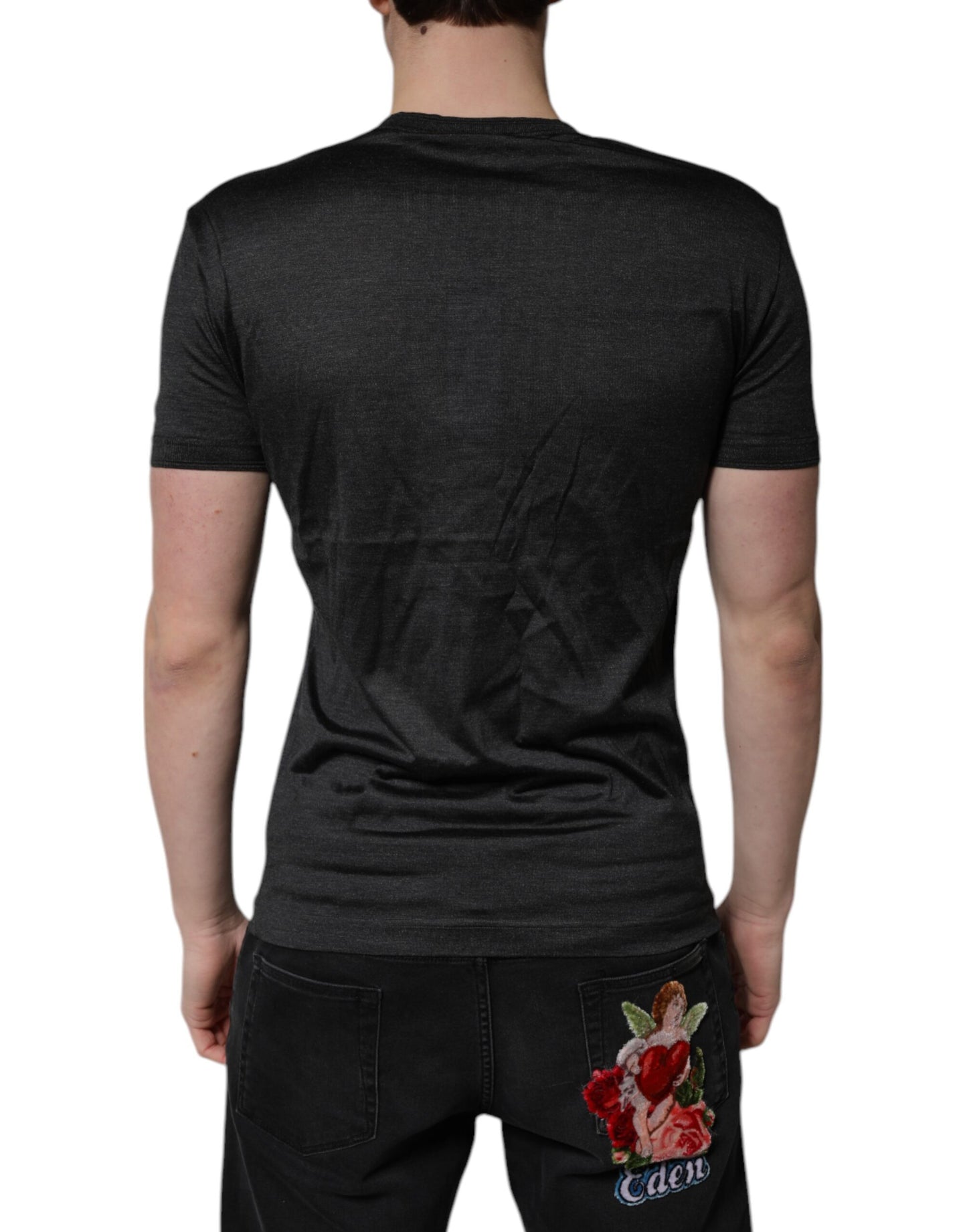Camiseta de manga corta con cuello en V de seda gris oscuro de Dolce & Gabbana