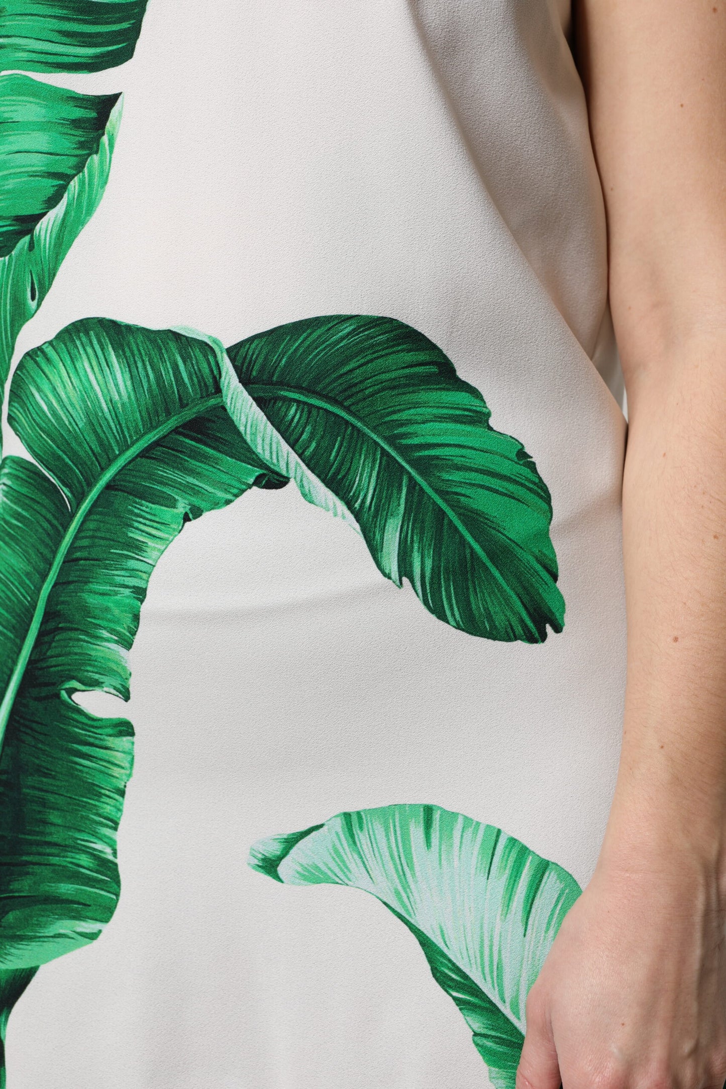 Top de tirantes de cuello redondo con estampado de hojas de plátano blancas de Dolce & Gabbana
