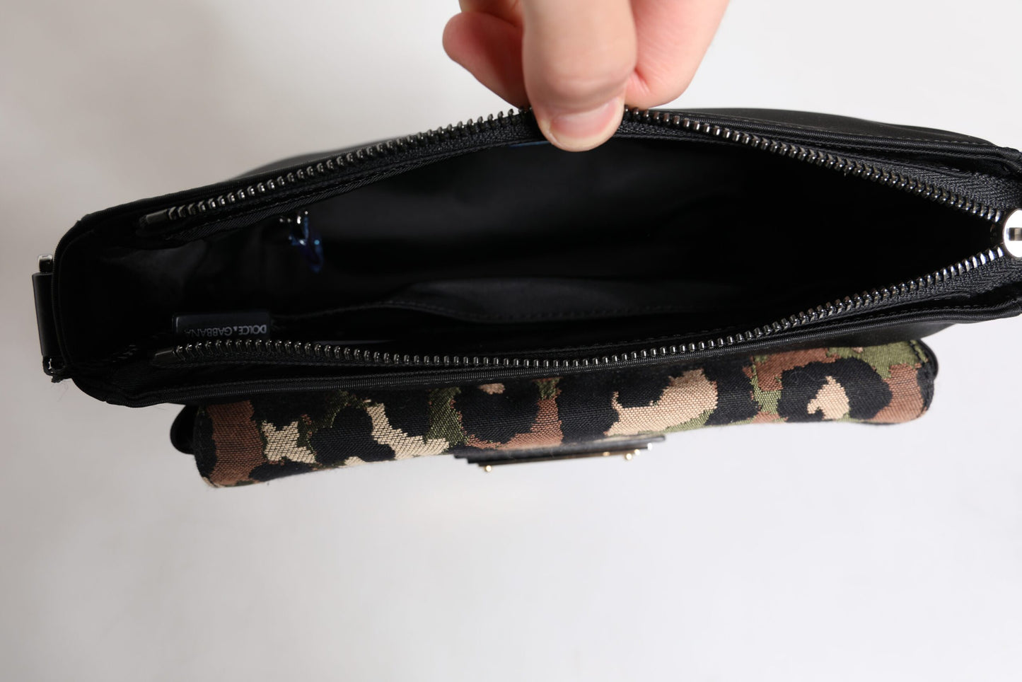 Bolso bandolera Dolce & Gabbana con estampado de leopardo en jacquard multicolor