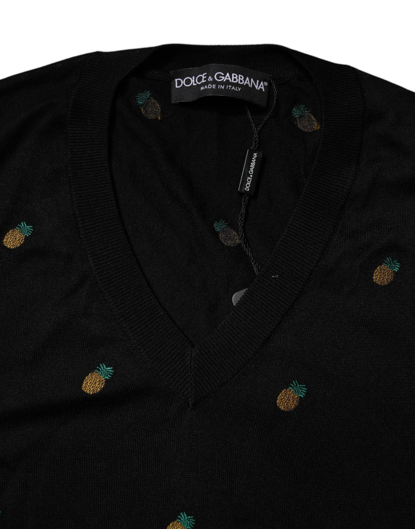 Suéter de cuello redondo con piña negra de Dolce & Gabbana