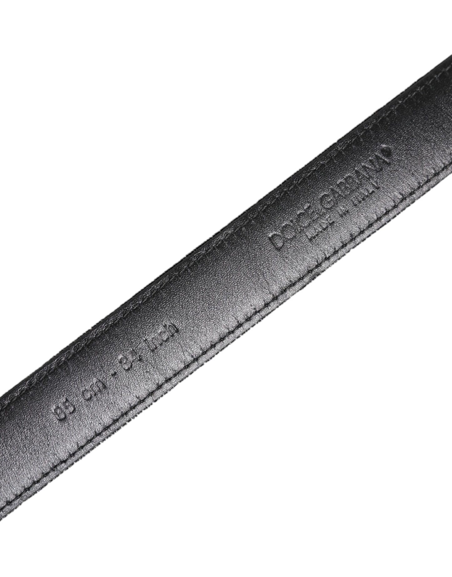 Cinturón clásico con hebilla metálica de cuero negro de Dolce & Gabbana