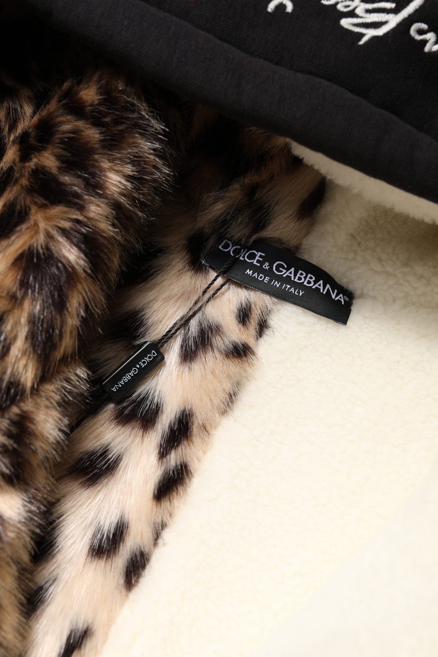 Chaqueta con capucha y cremallera completa bordada en negro de Dolce & Gabbana