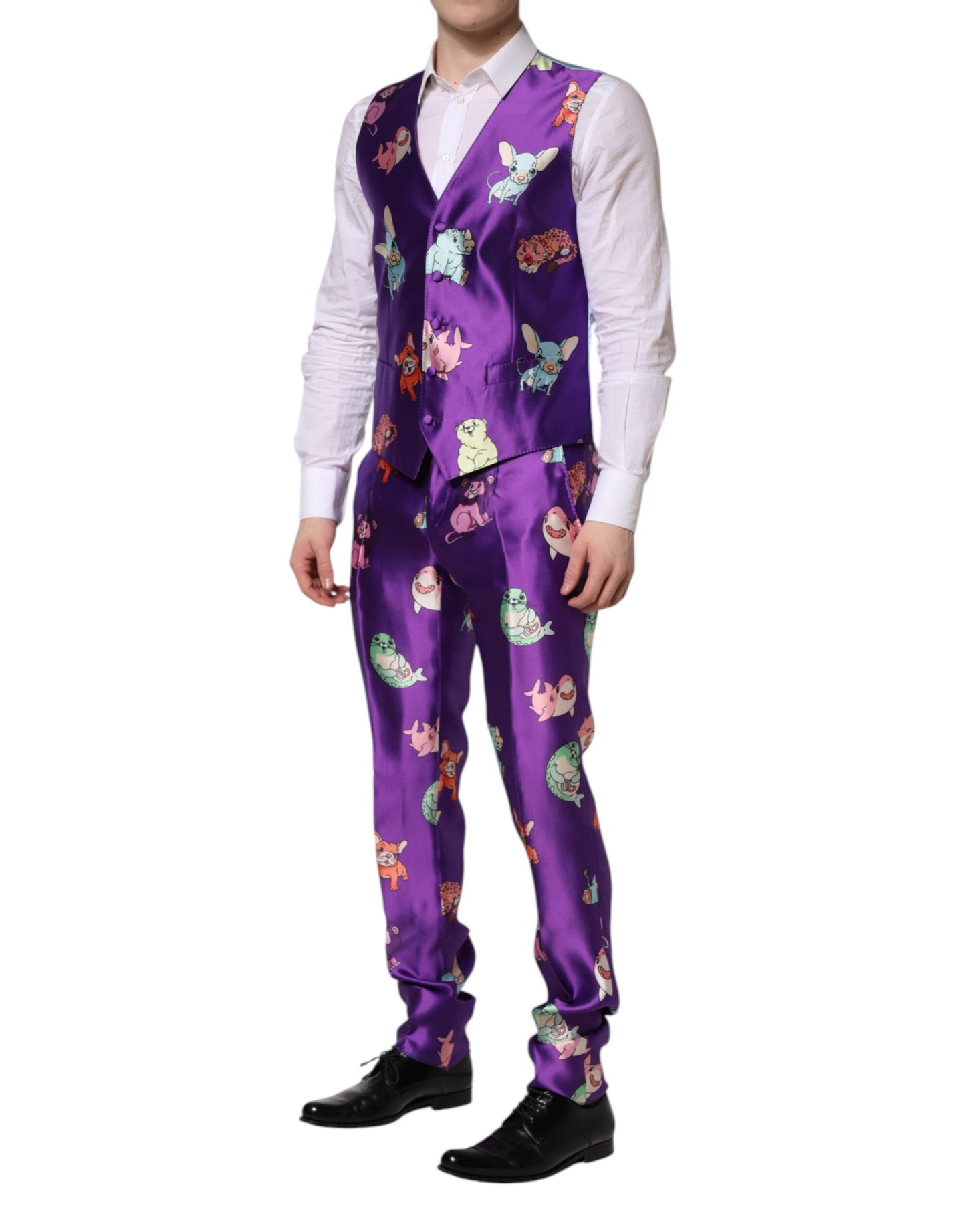 Traje de tres piezas con estampado animal de seda morado de Dolce & Gabbana
