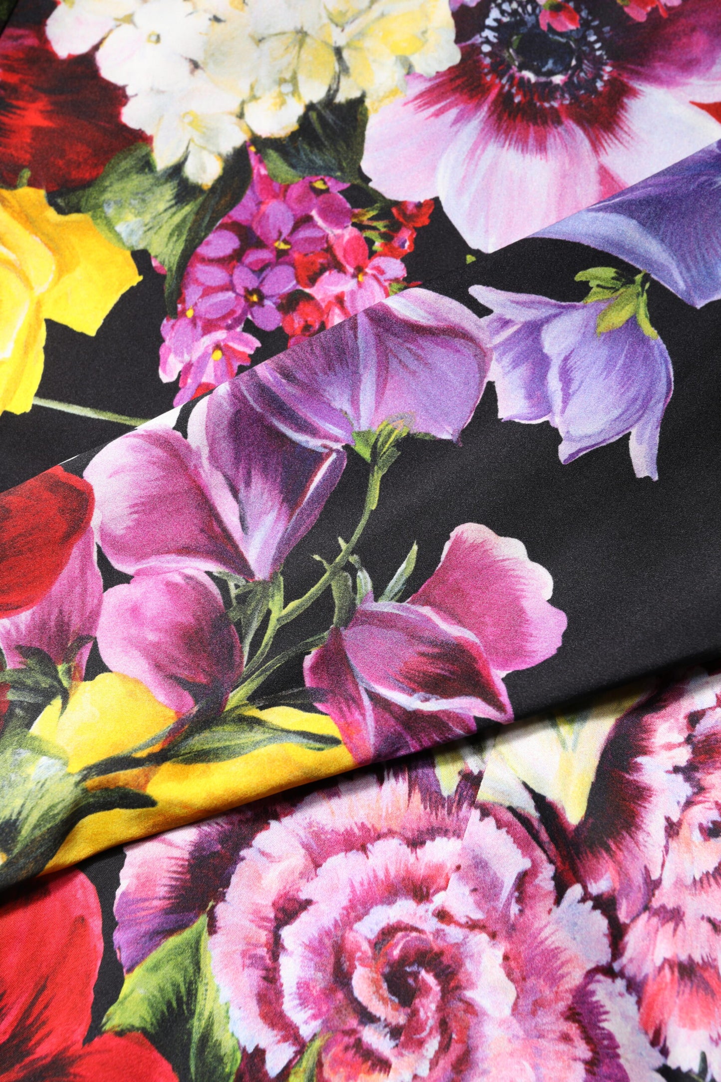 Blusa de manga larga con ortensias multicolor de Dolce & Gabbana