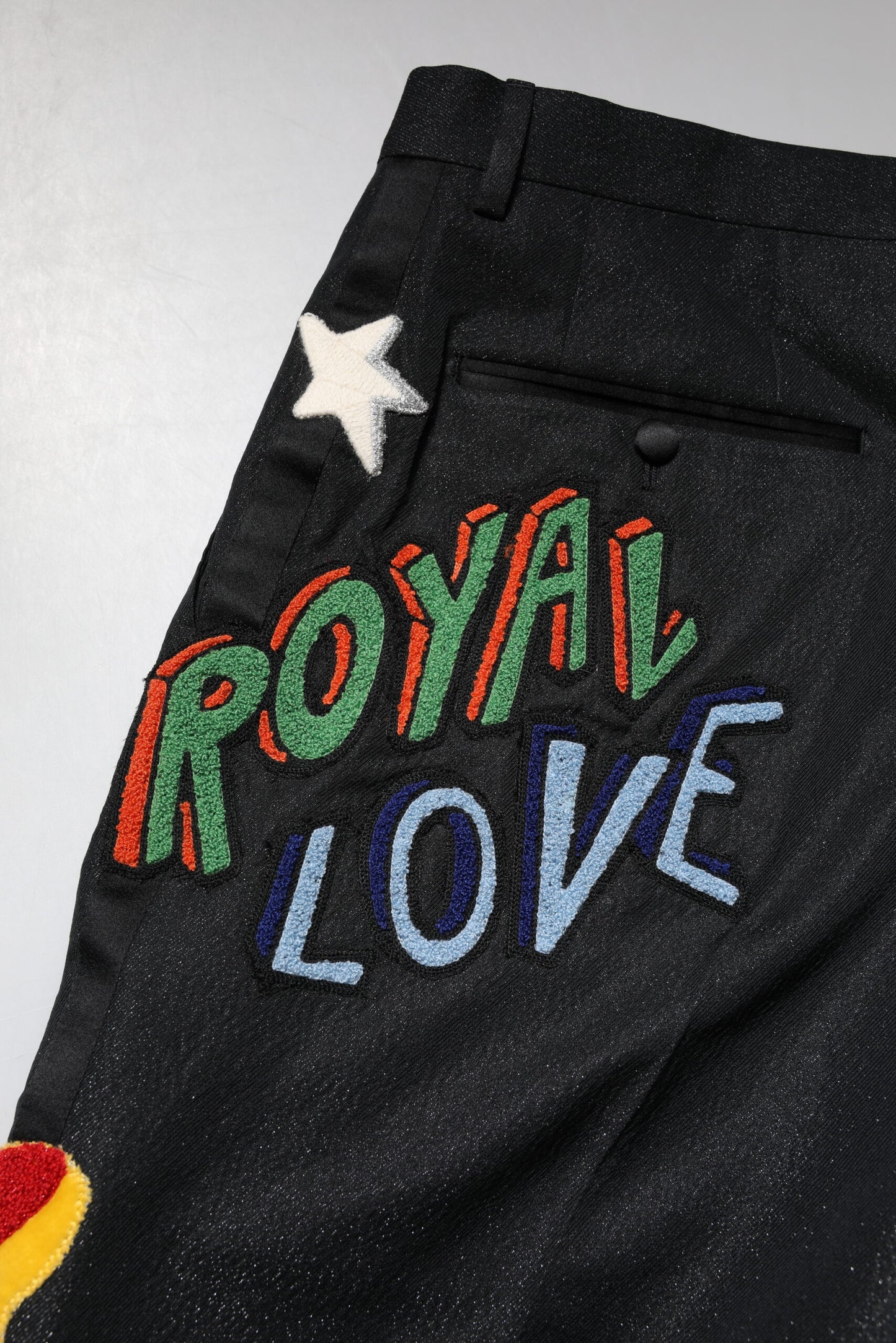 Pantalones negros con bordado gráfico de Dolce & Gabbana para hombre