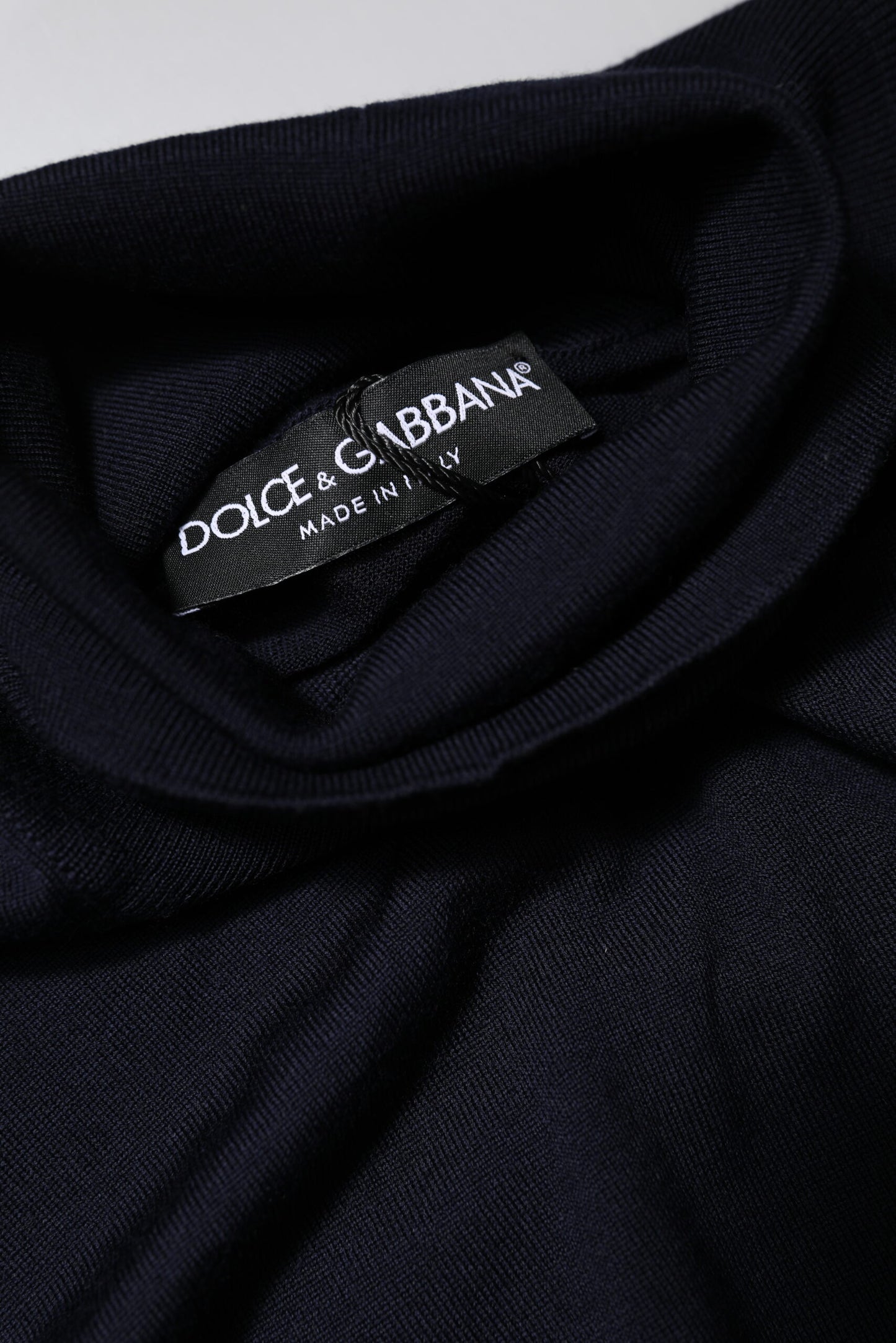 Suéter de cuello alto y manga larga azul de Dolce & Gabbana