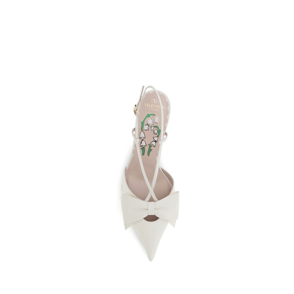 Zapatos de salón con tira trasera de Valentino Garavani