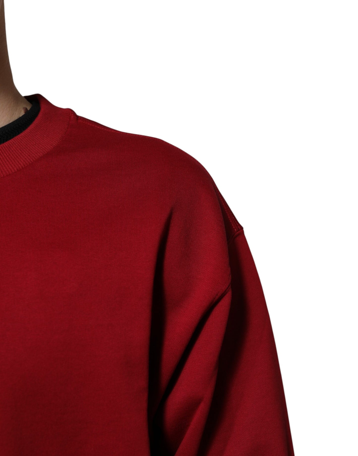 Suéter de cuello redondo de algodón con logotipo rojo en relieve de Dolce & Gabbana