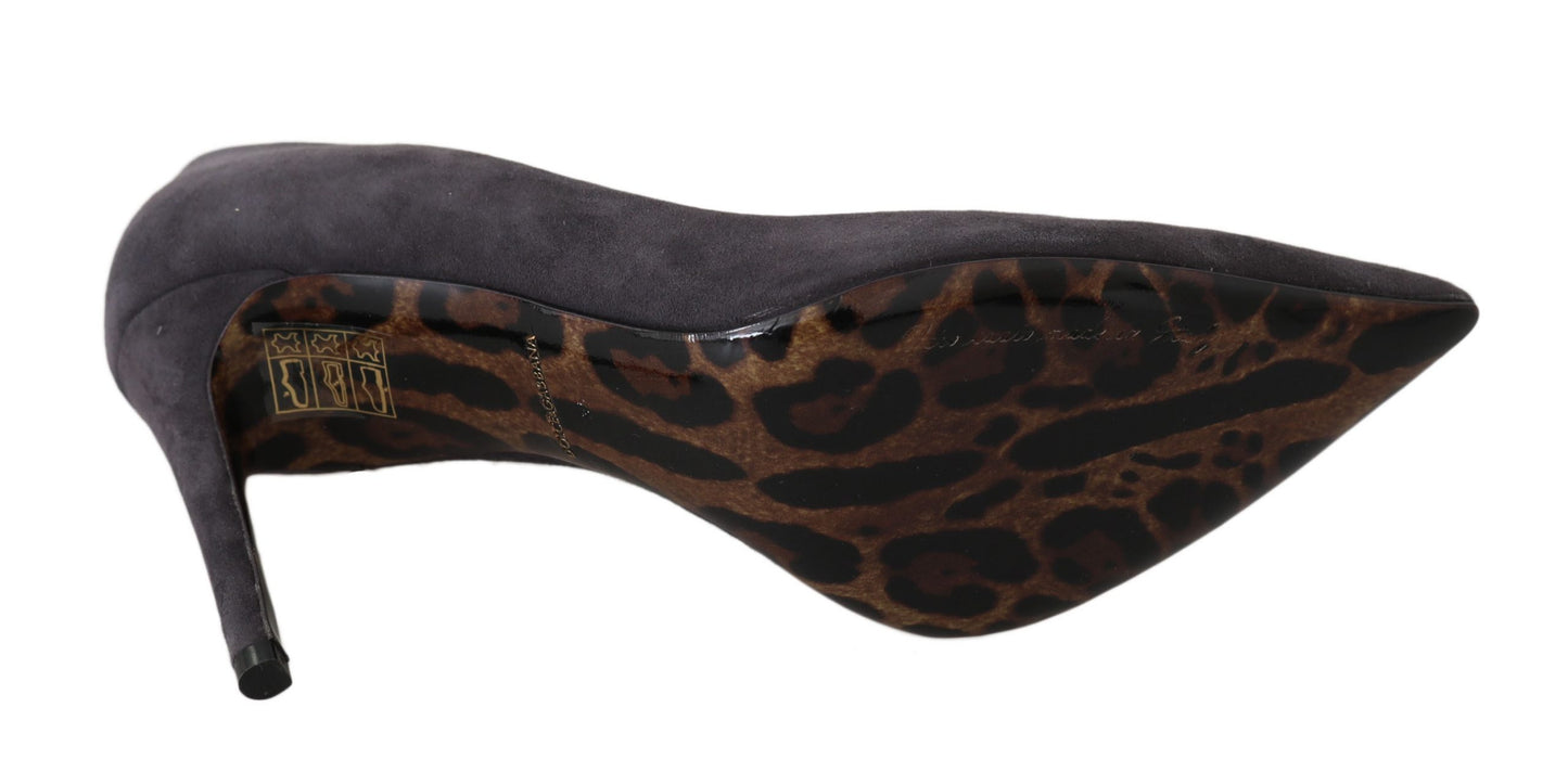 Elegantes zapatos de tacón de aguja de ante gris de Dolce & Gabbana