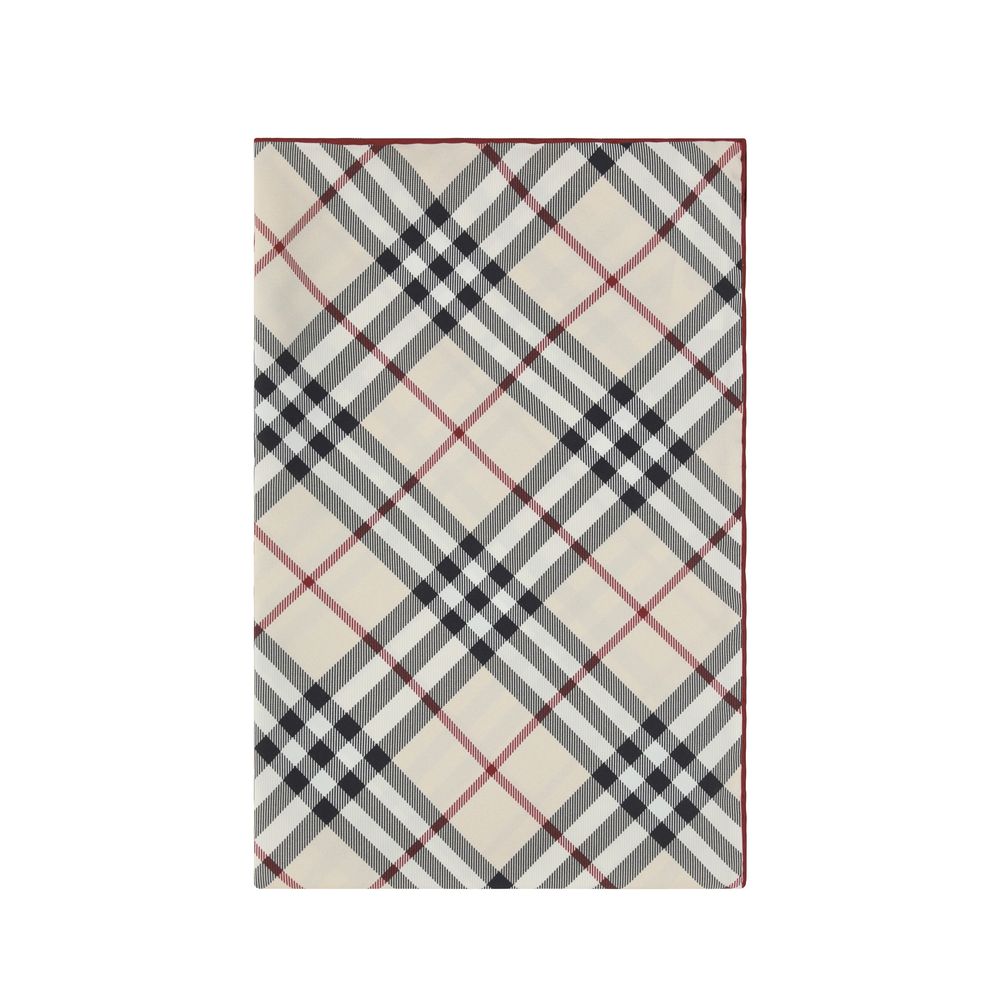 Burberry Scarf – par Burberry | Disponible sur Sandy Store ByNet