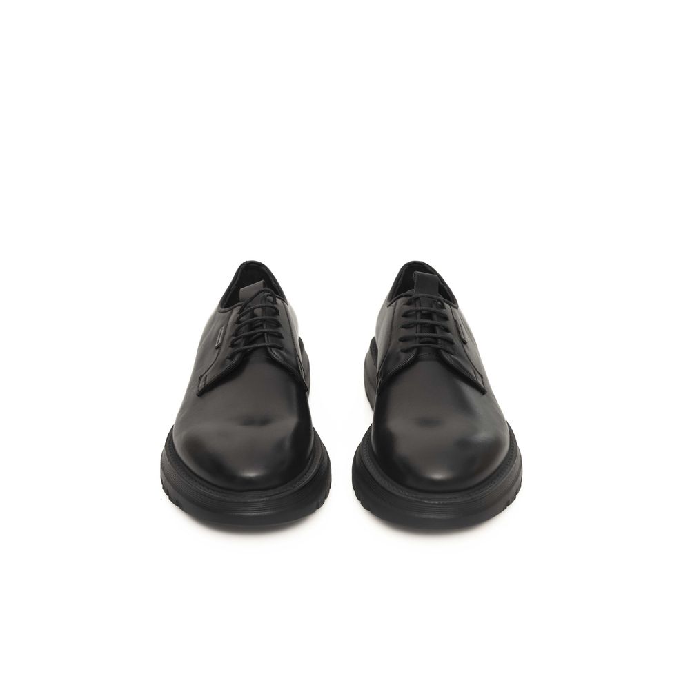 Cerruti 1881 Black Calfskin Shoe – EU42/US9 par Cerruti 1881 | Disponible sur Sandy Store ByNet