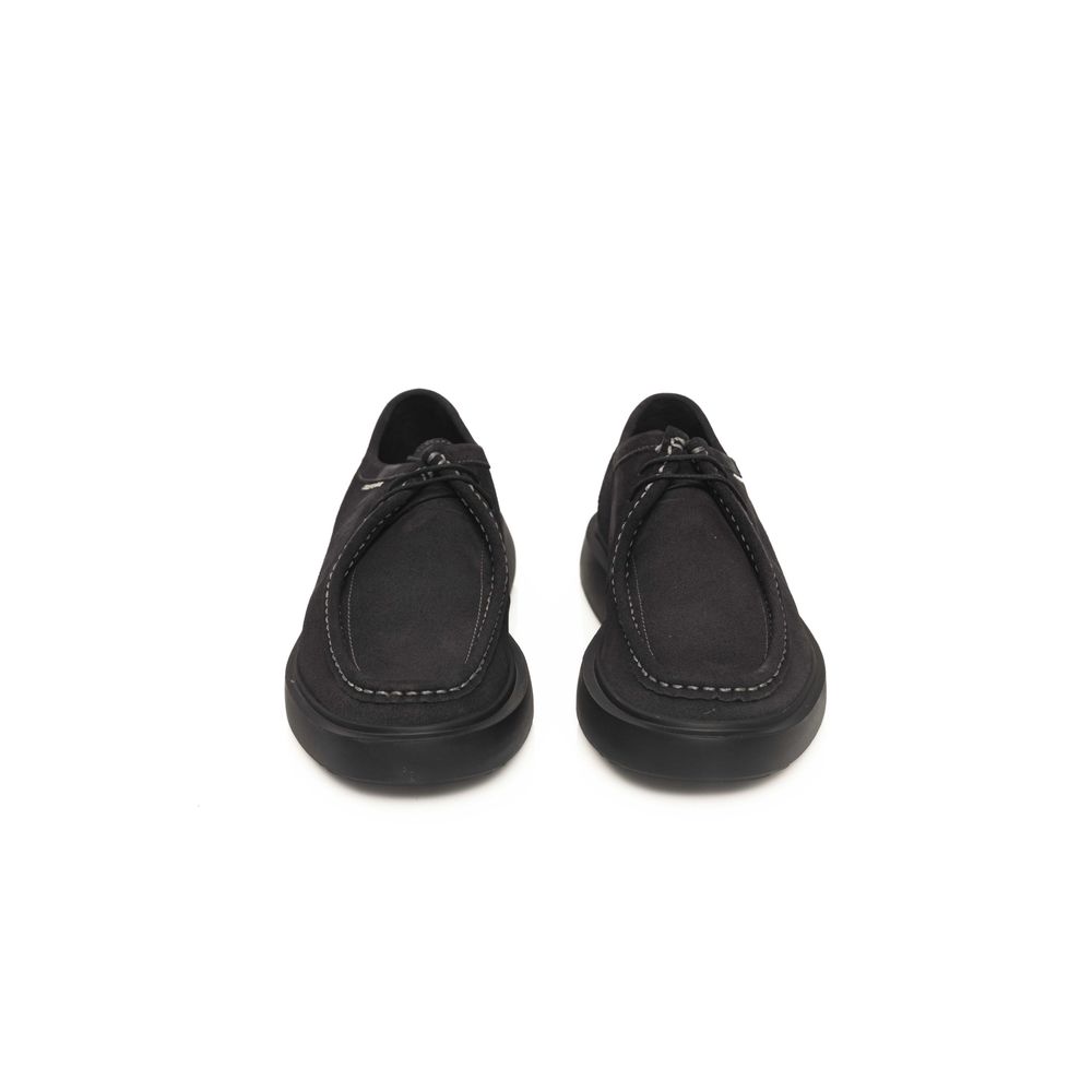 Cerruti 1881 Black Cowhide Shoe – EU42/US9 par Cerruti 1881 | Disponible sur Sandy Store ByNet