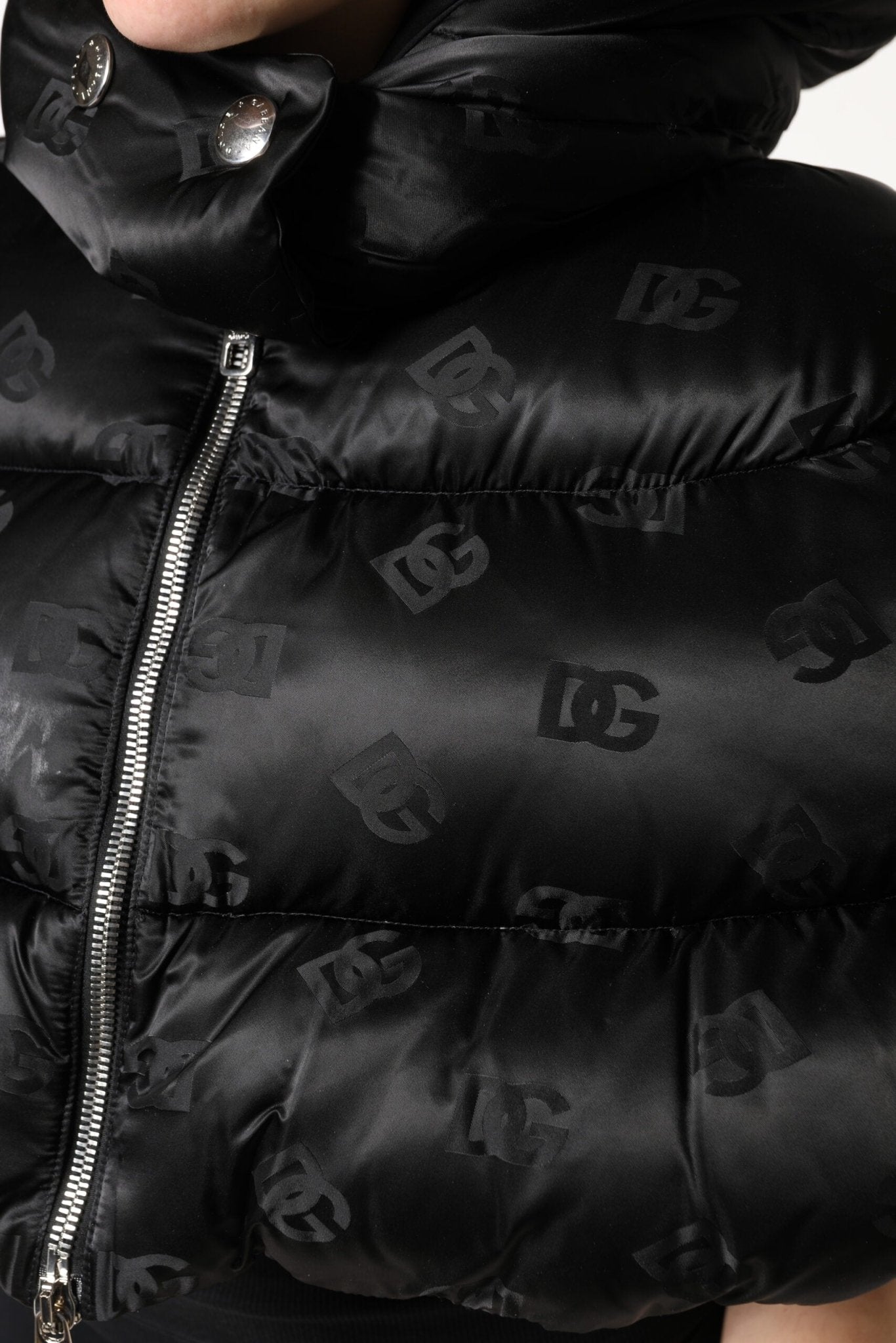 Dolce & Gabbana Black Padded Puffer Hooded Full Zip Cropped Jacket - Sandy Store ByNet
