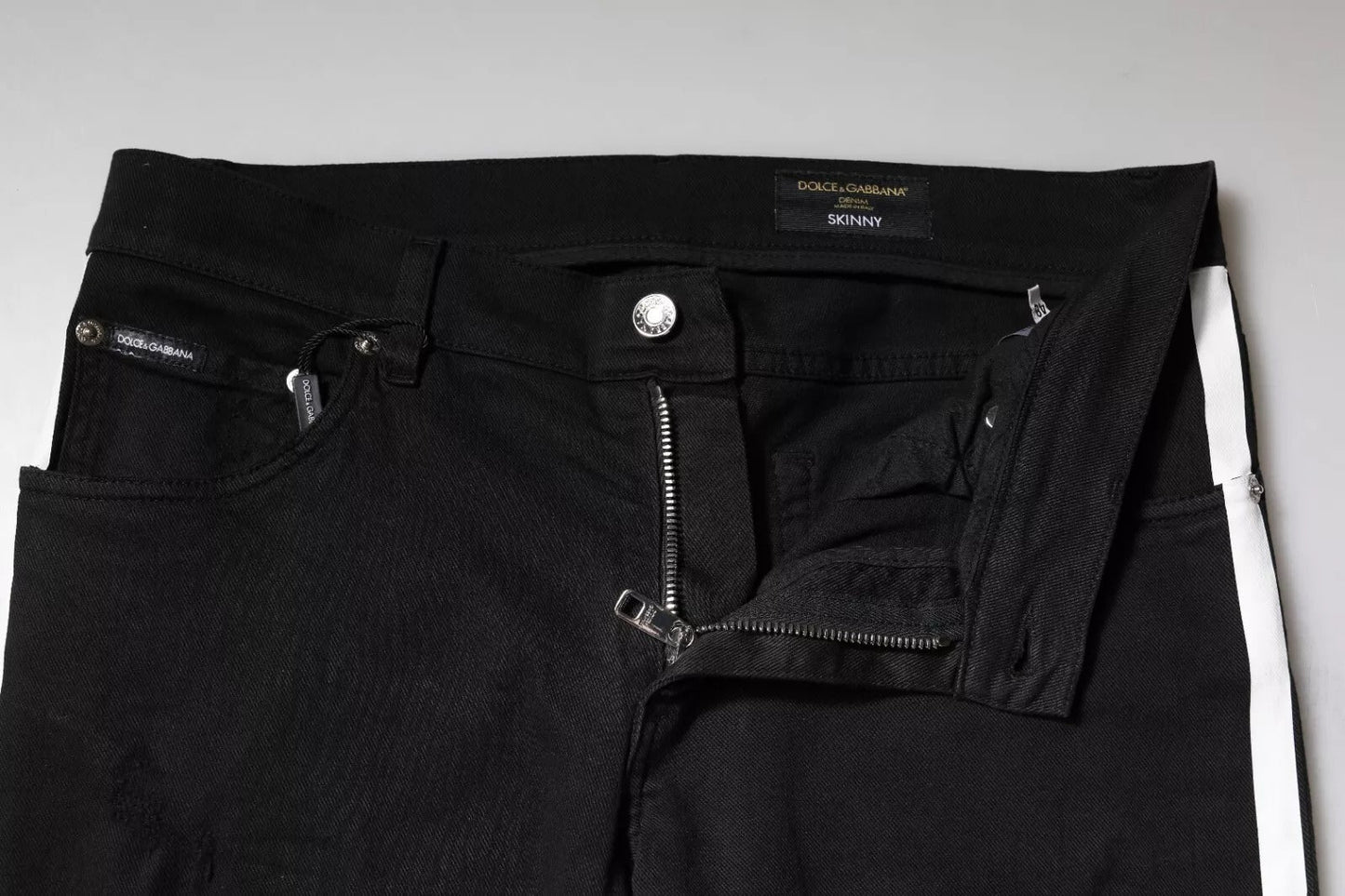 Dolce & Gabbana Black Tattered White Lining Skinny Denim Jeans – IT48 | M par Dolce & Gabbana | Disponible sur Sandy Store ByNet