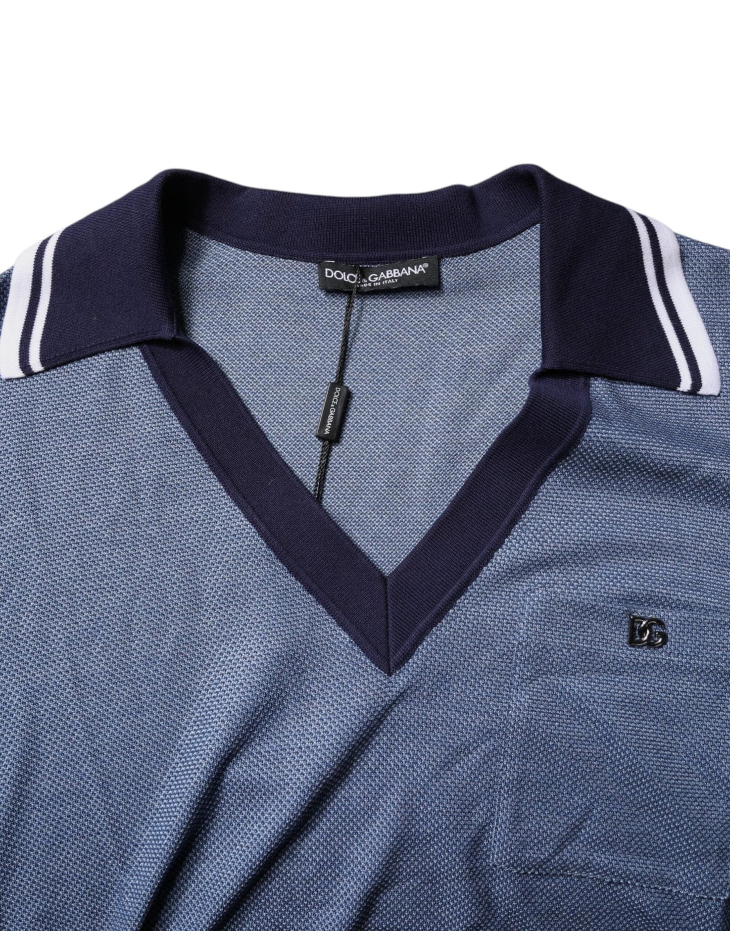 Dolce & Gabbana Blue Collared V - neck Silk Blend Polo T-shirt – IT48 | M par Dolce & Gabbana | Disponible sur Sandy Store ByNet